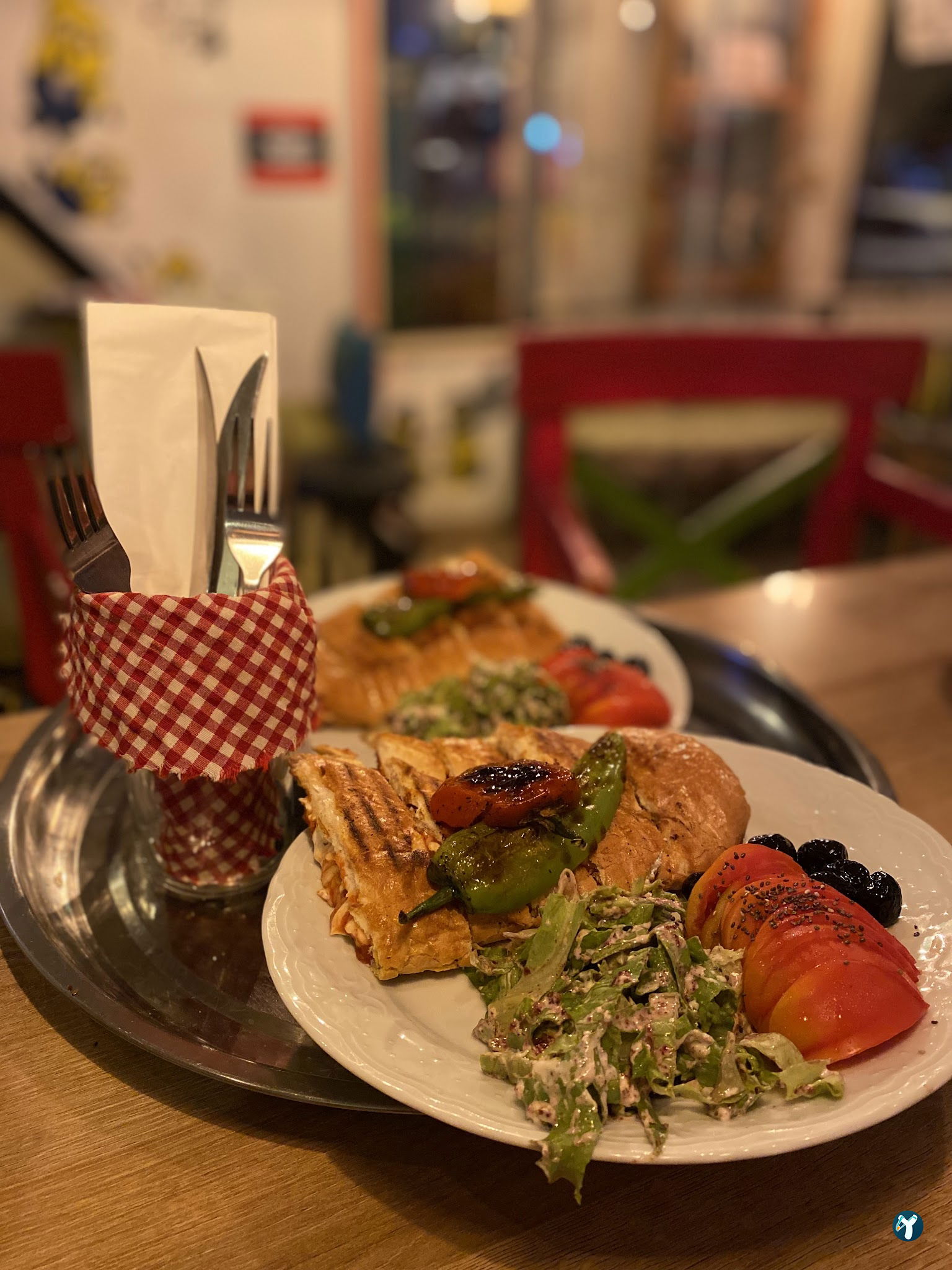Alanya Waffle Cafe Coffee By Mom Otantik