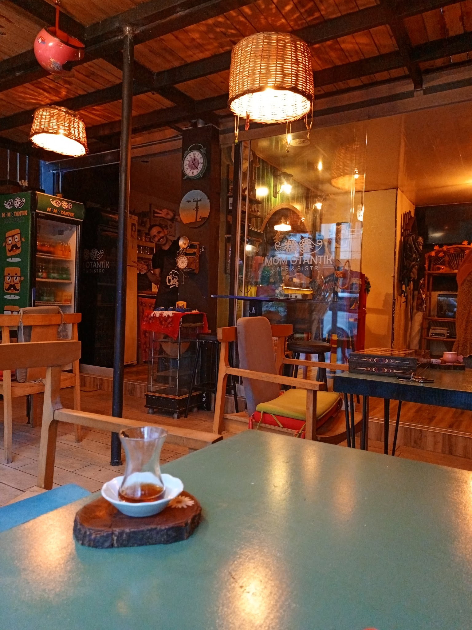 Alanya Waffle Cafe Coffee By Mom Otantik