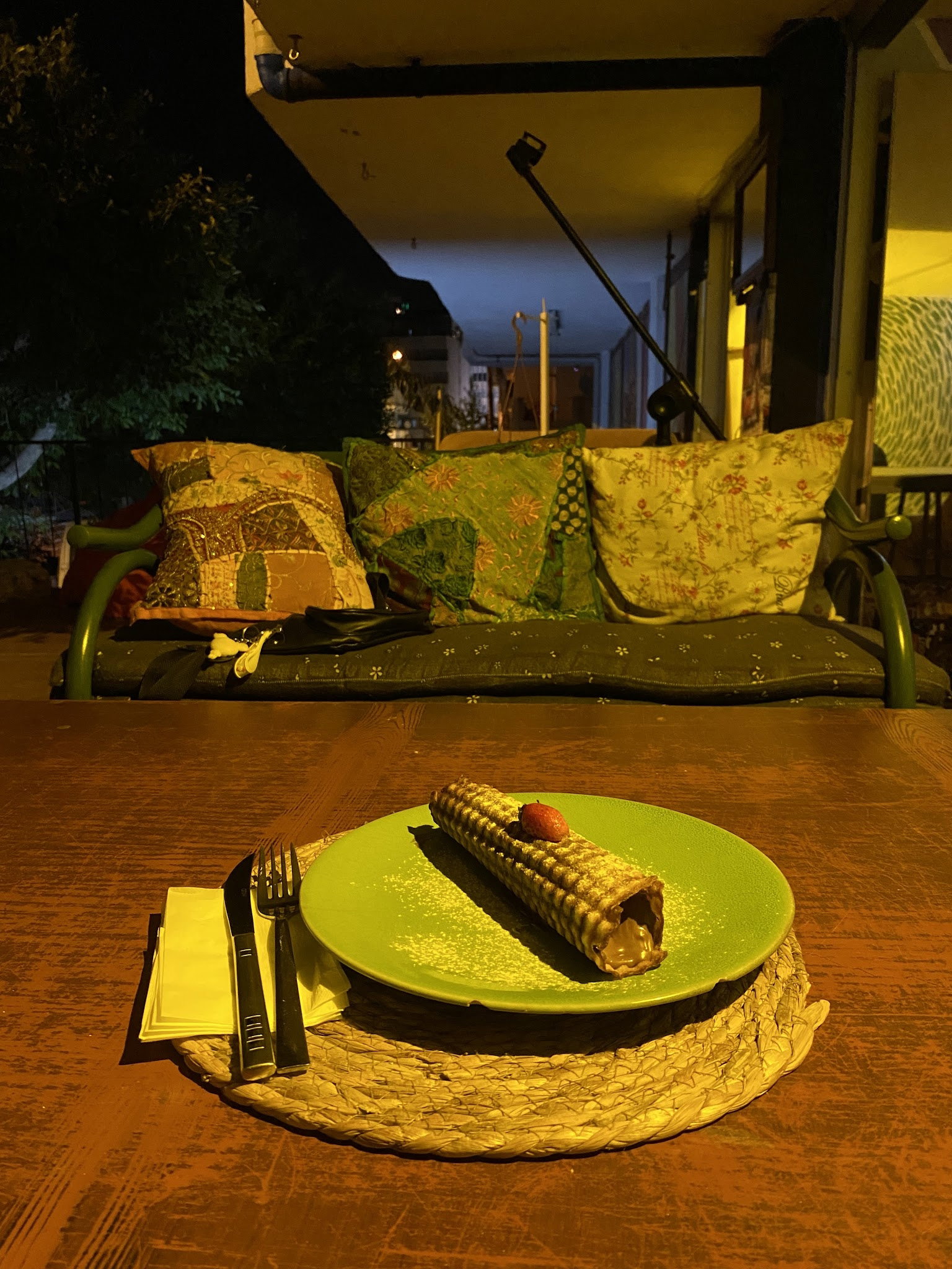 Alanya Waffle Cafe Coffee By Mom Otantik