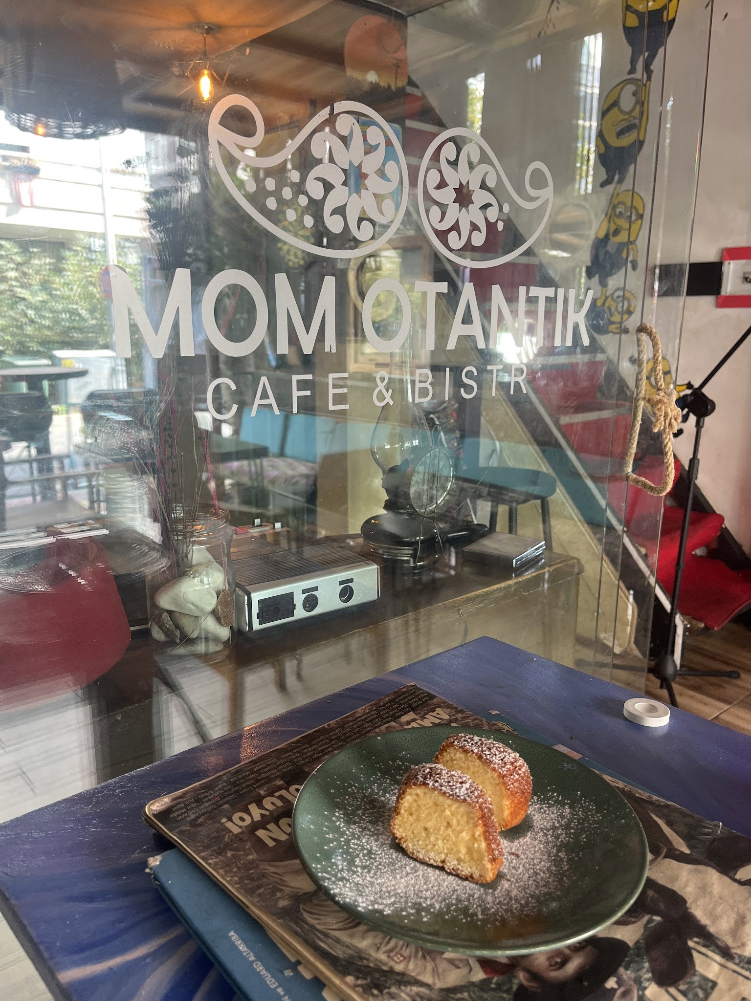 Alanya Waffle Cafe Coffee By Mom Otantik