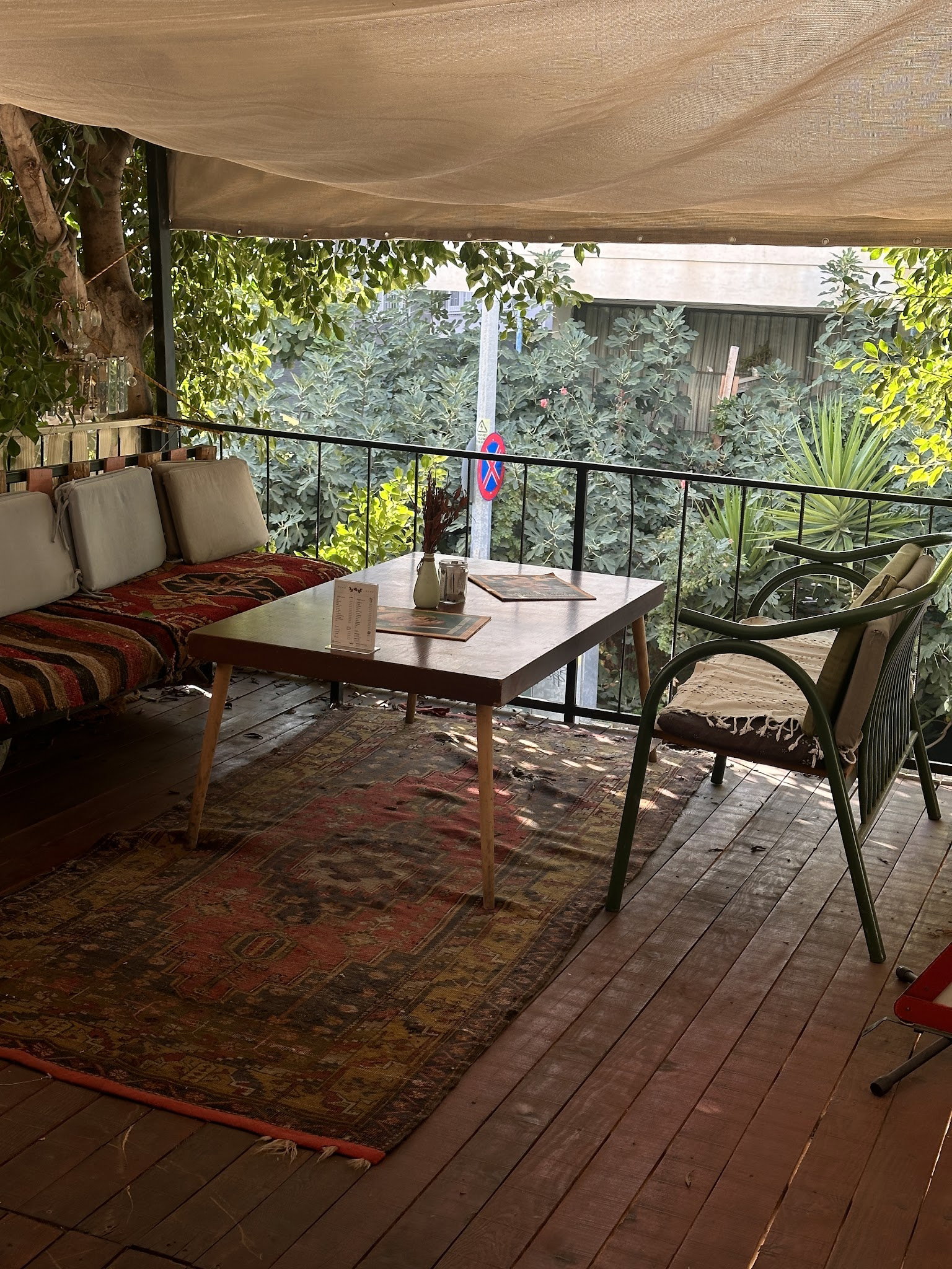 Alanya Waffle Cafe Coffee By Mom Otantik