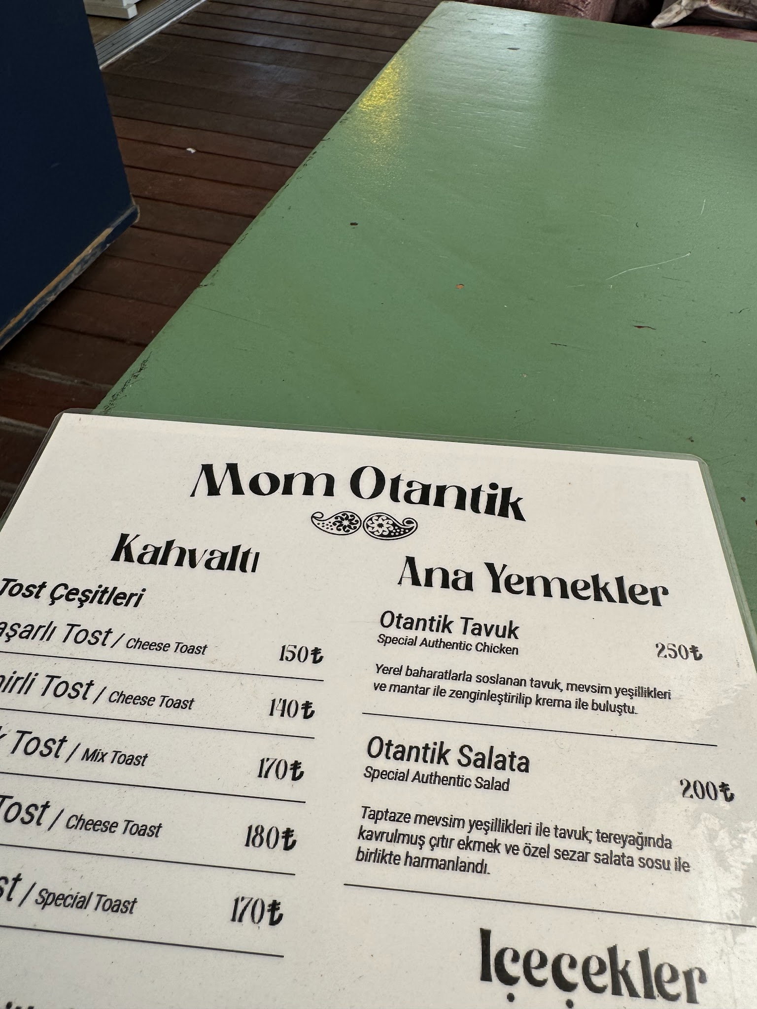 Alanya Waffle Cafe Coffee By Mom Otantik