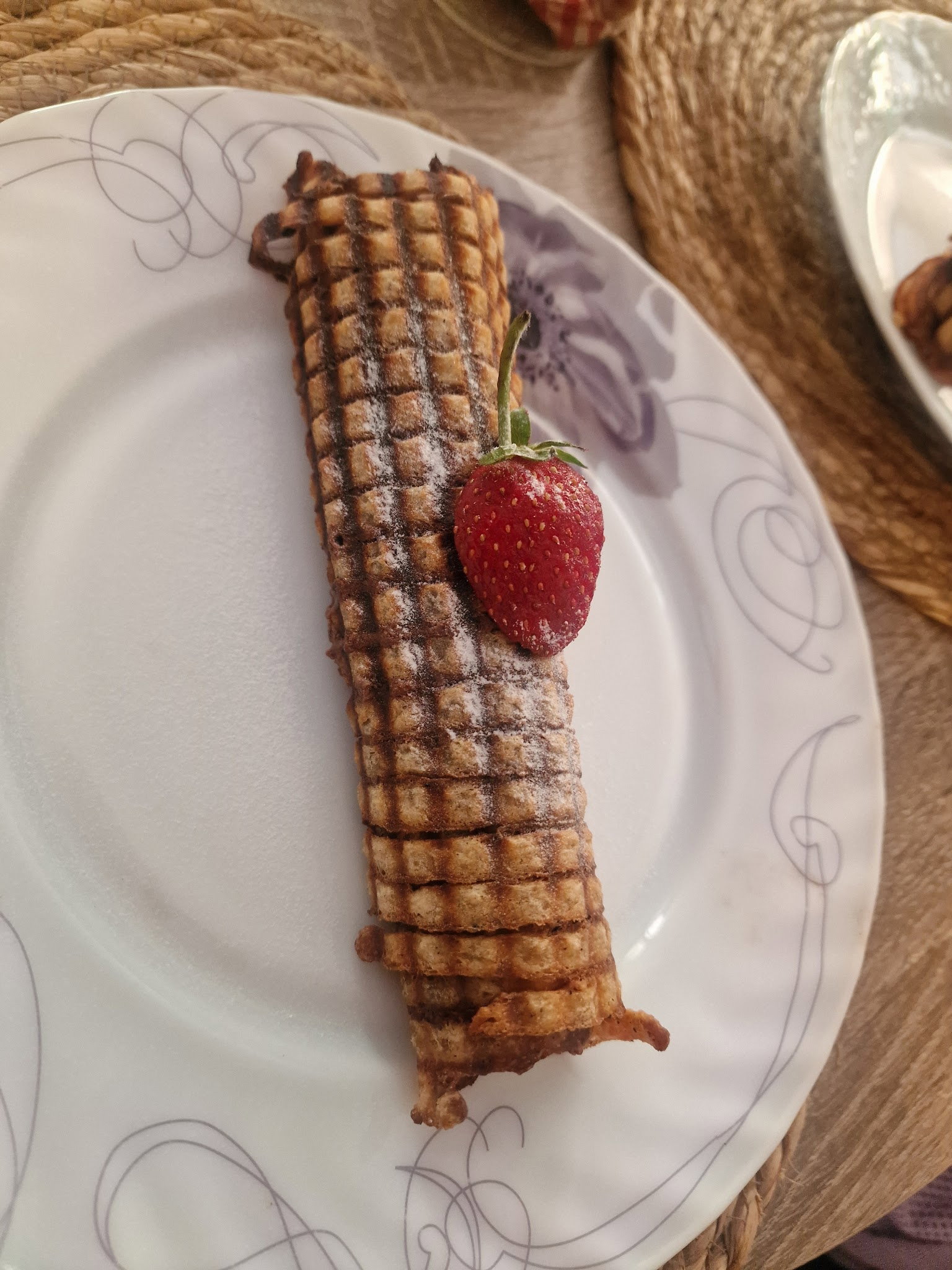 Alanya Waffle Cafe Coffee By Mom Otantik