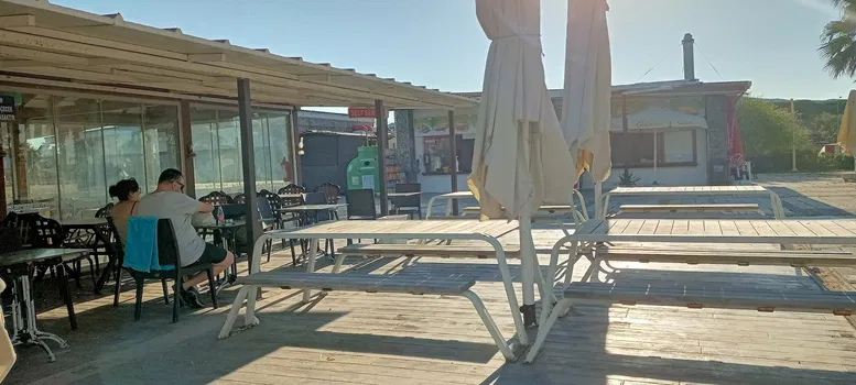 İsley Cafe Bar Restaurant resimleri