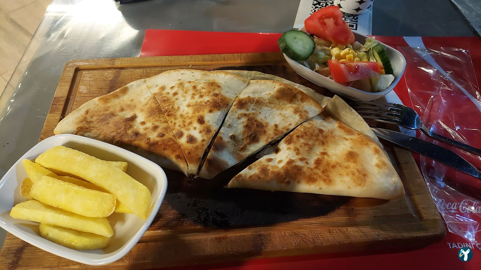Yakamoz Cafe