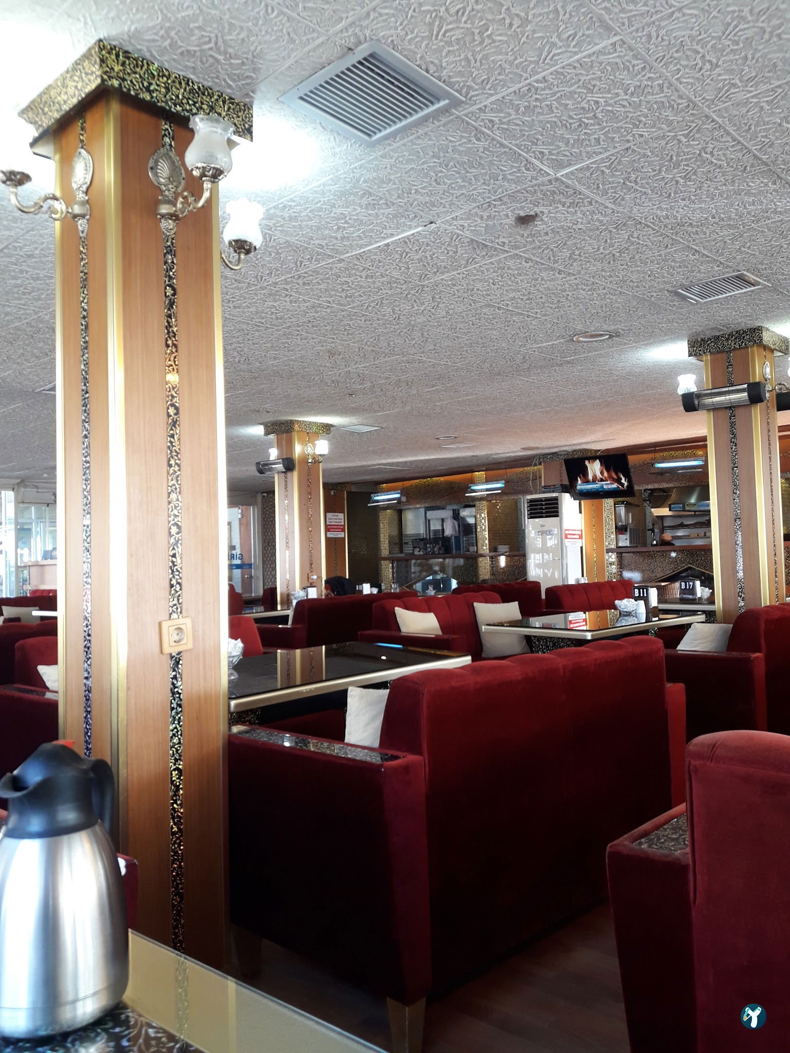 Yakamoz Cafe