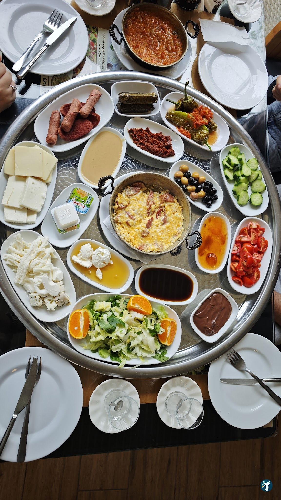 Yakamoz Cafe