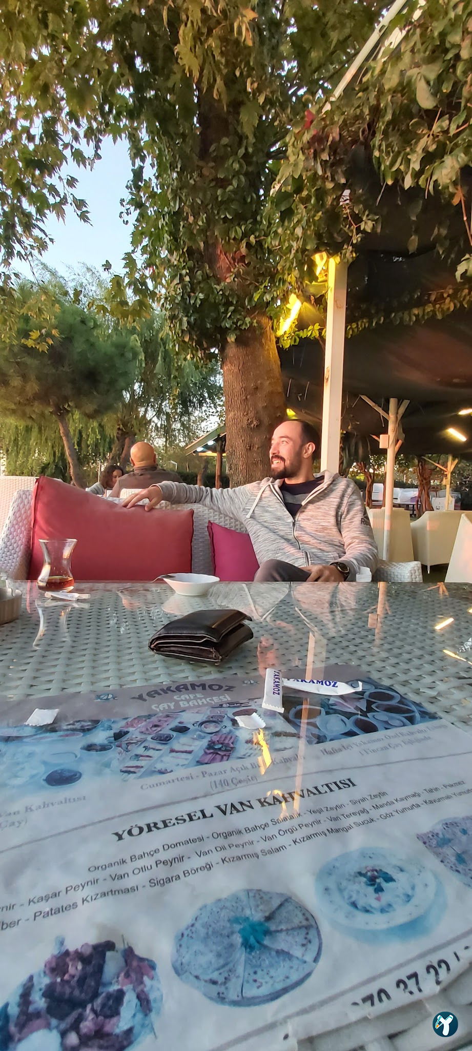 Yakamoz Cafe