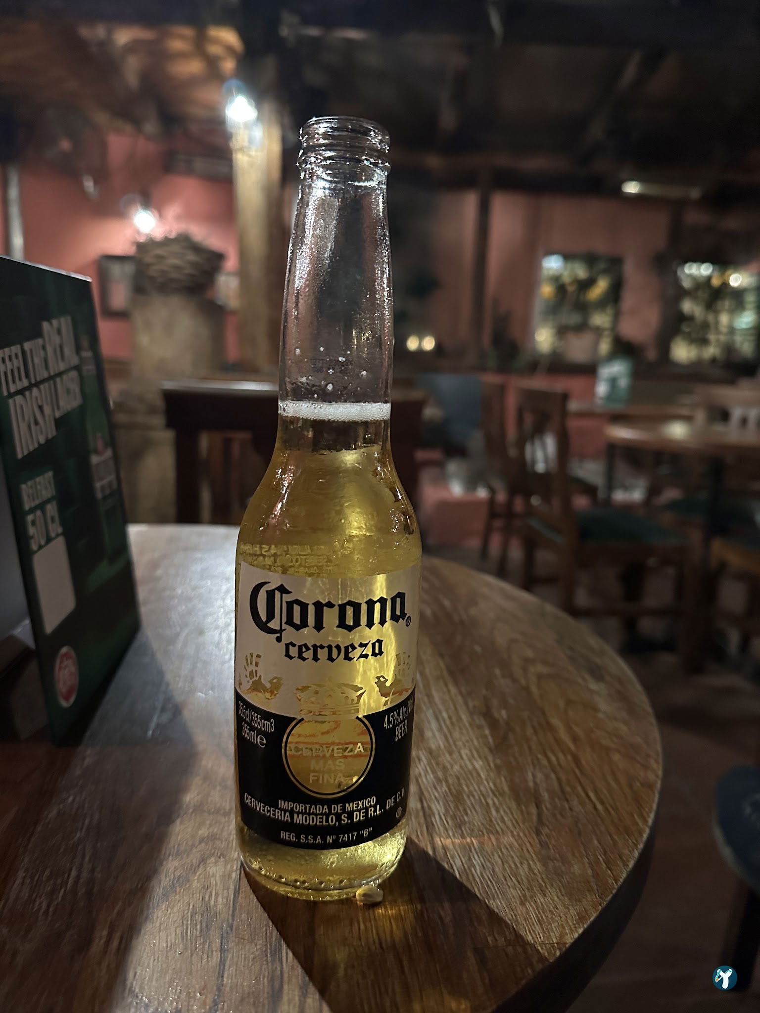 Lâl Cafe Bar
