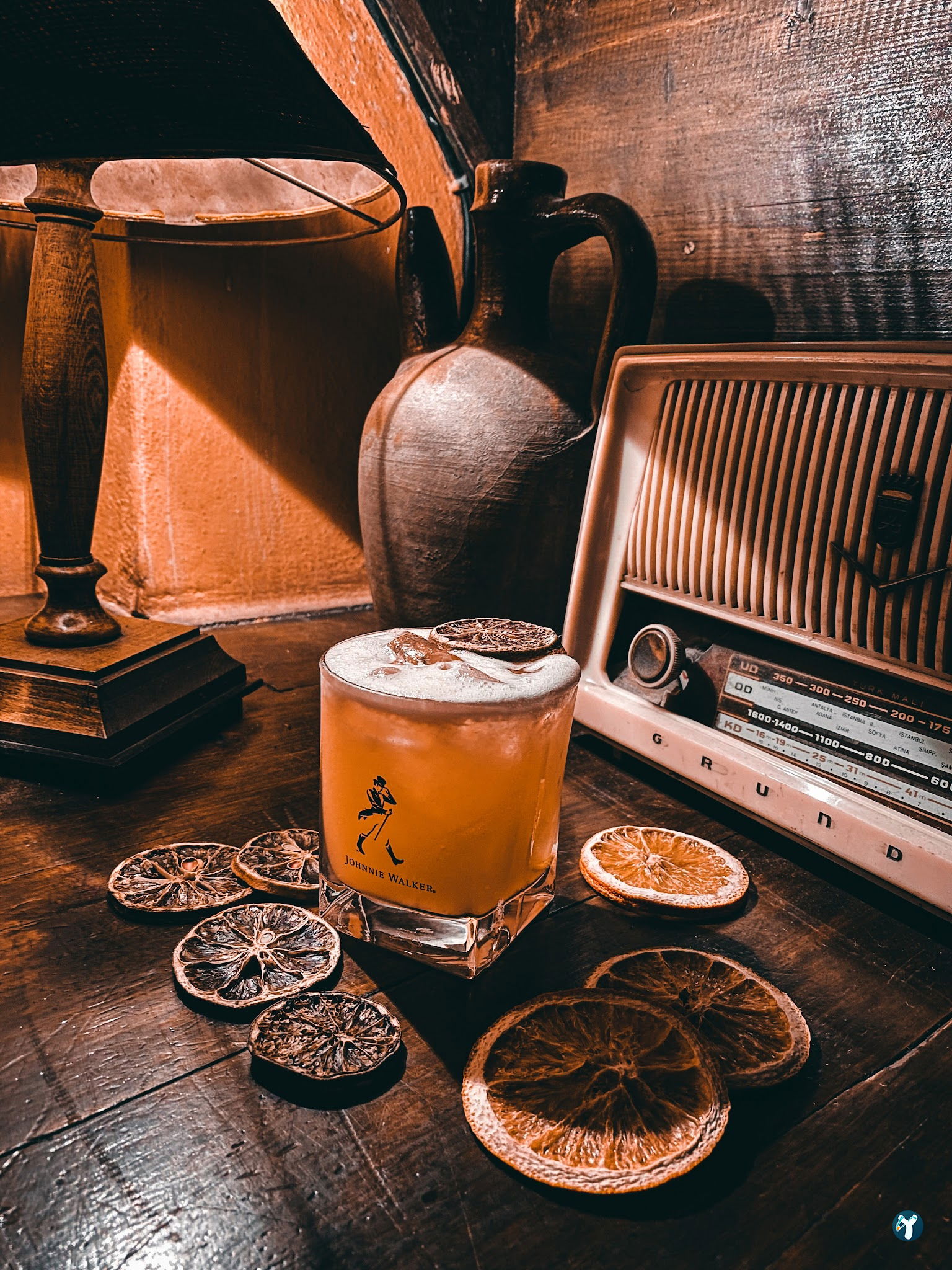 Lâl Cafe Bar