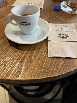 Caffè Nero resimleri Caffè Nero resimleri