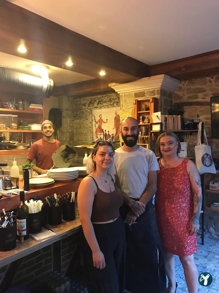Foça Kirke Otel & Pizzeria