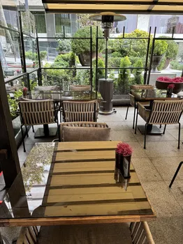 St. Regis Brasserie resimleri