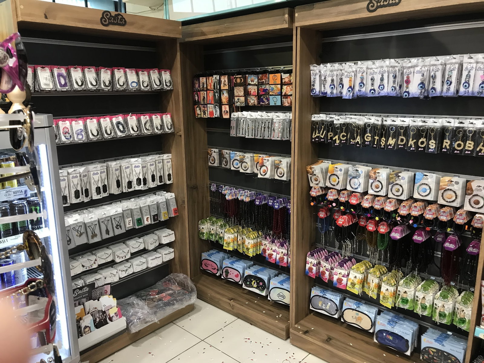 Komşu Anne Sulu Yemek, Cafe, Market, Sigara, Oto Aksesuar