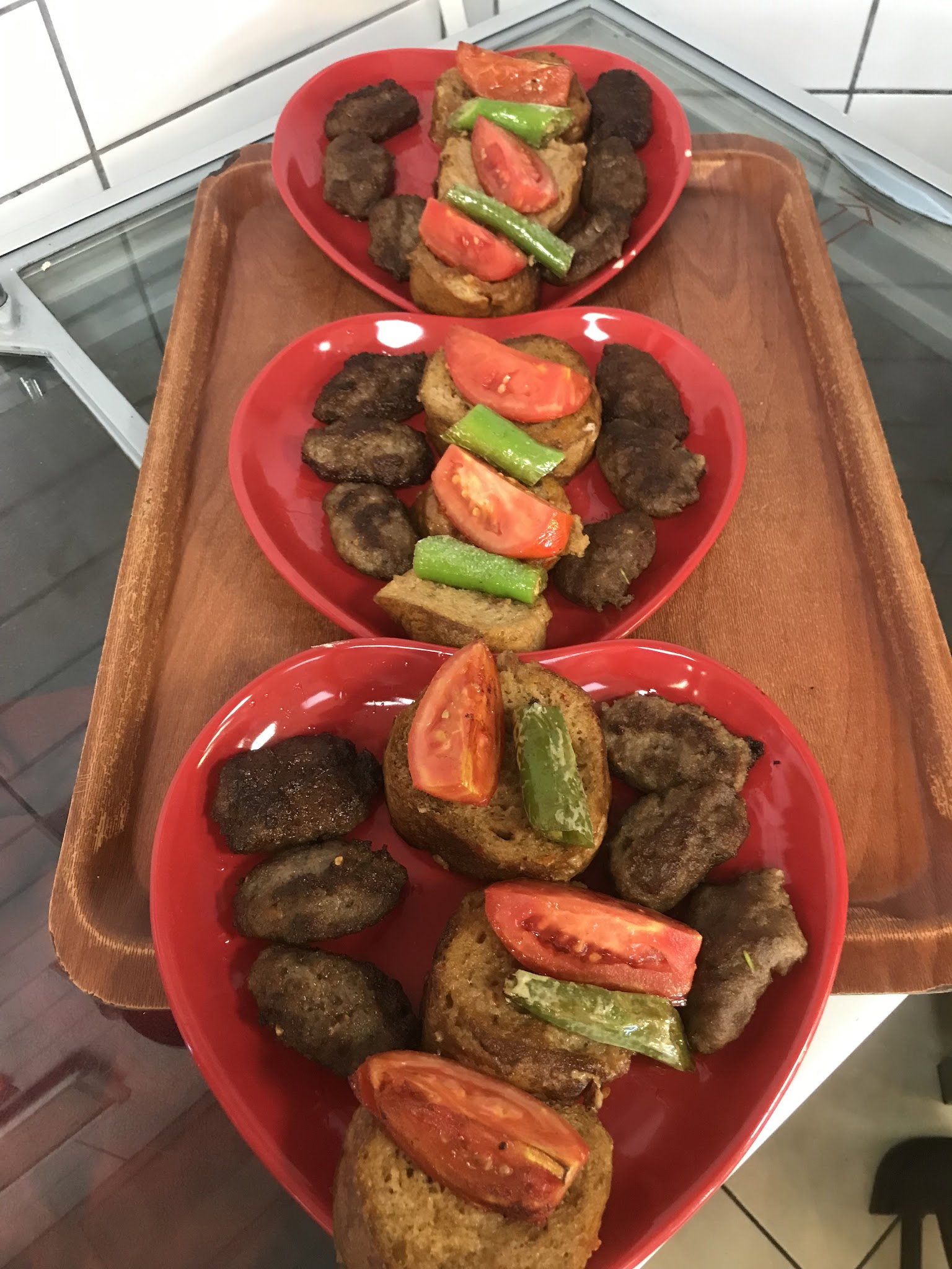 Komşu Anne Sulu Yemek, Cafe, Market, Sigara, Oto Aksesuar