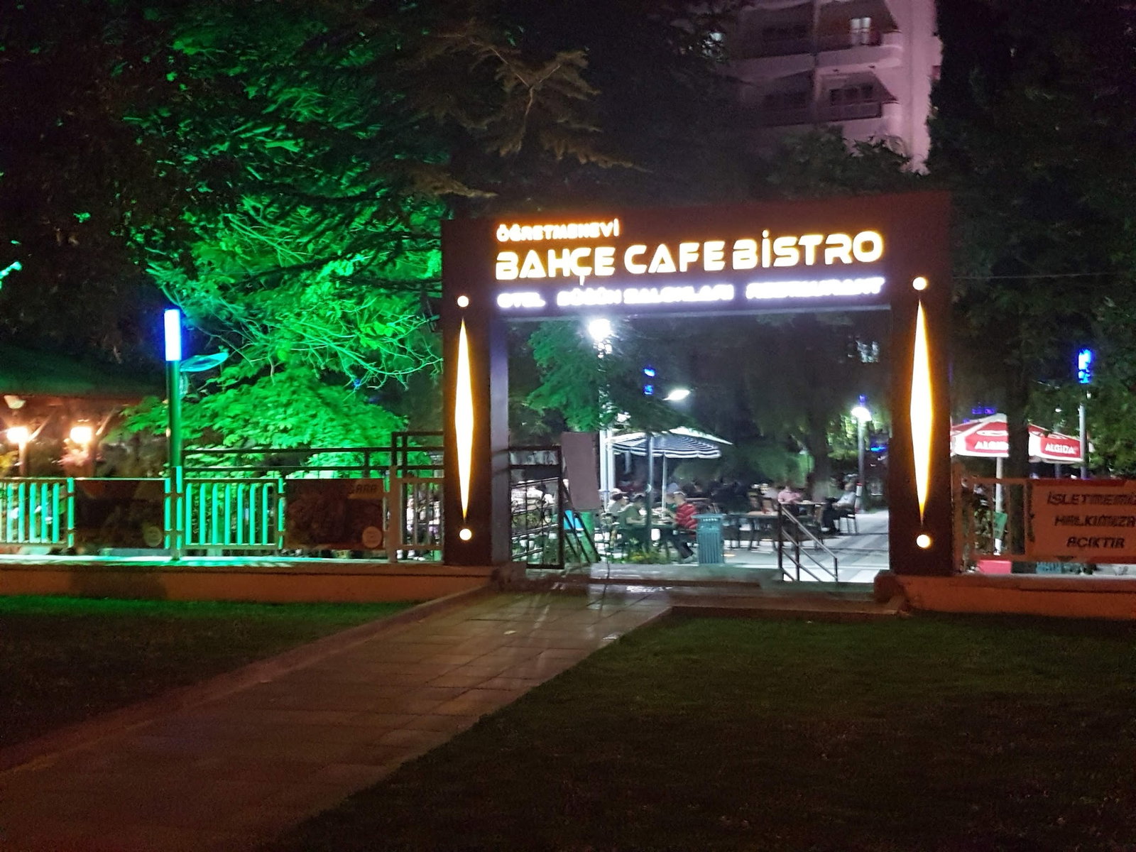 Bahçe Cafe Bistro