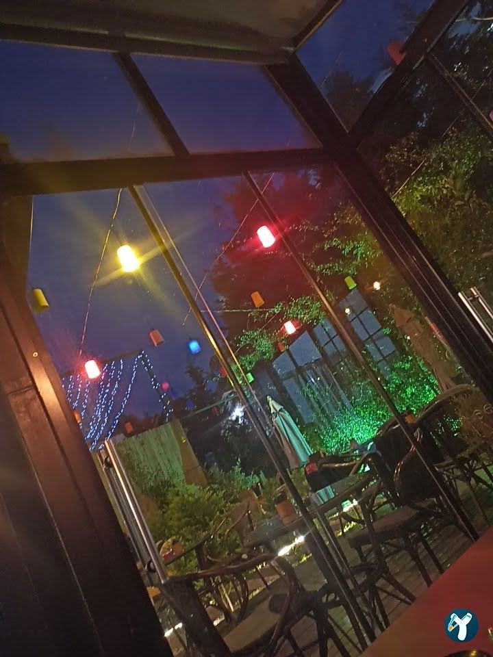 Magres Cafe