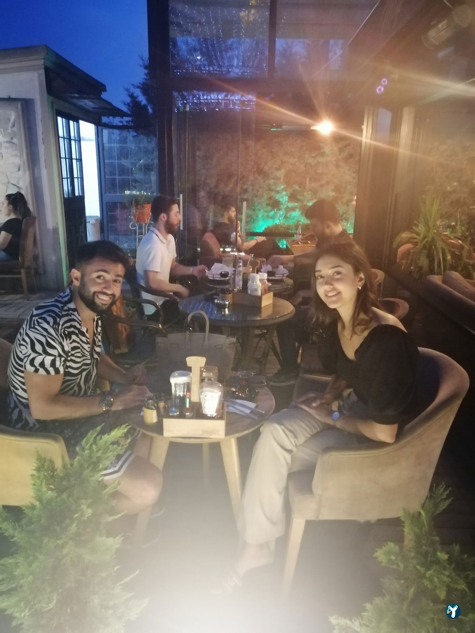 Magres Cafe