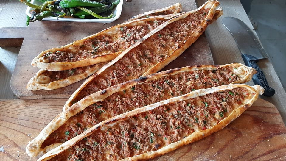 Kozak Lokantası pide lahmacun ve izgara kebab aile cay bahcesi