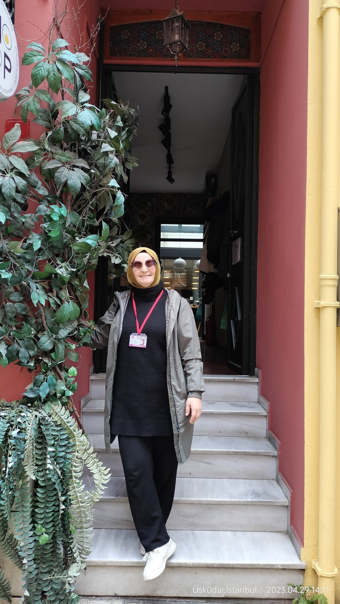 Nail Kitabevi & Cafe