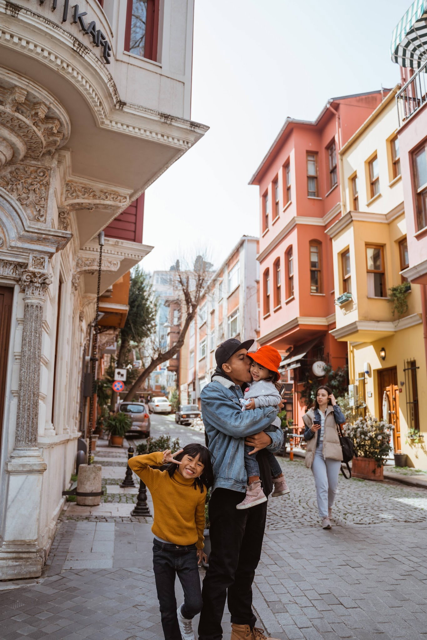 Nail Kitabevi & Cafe