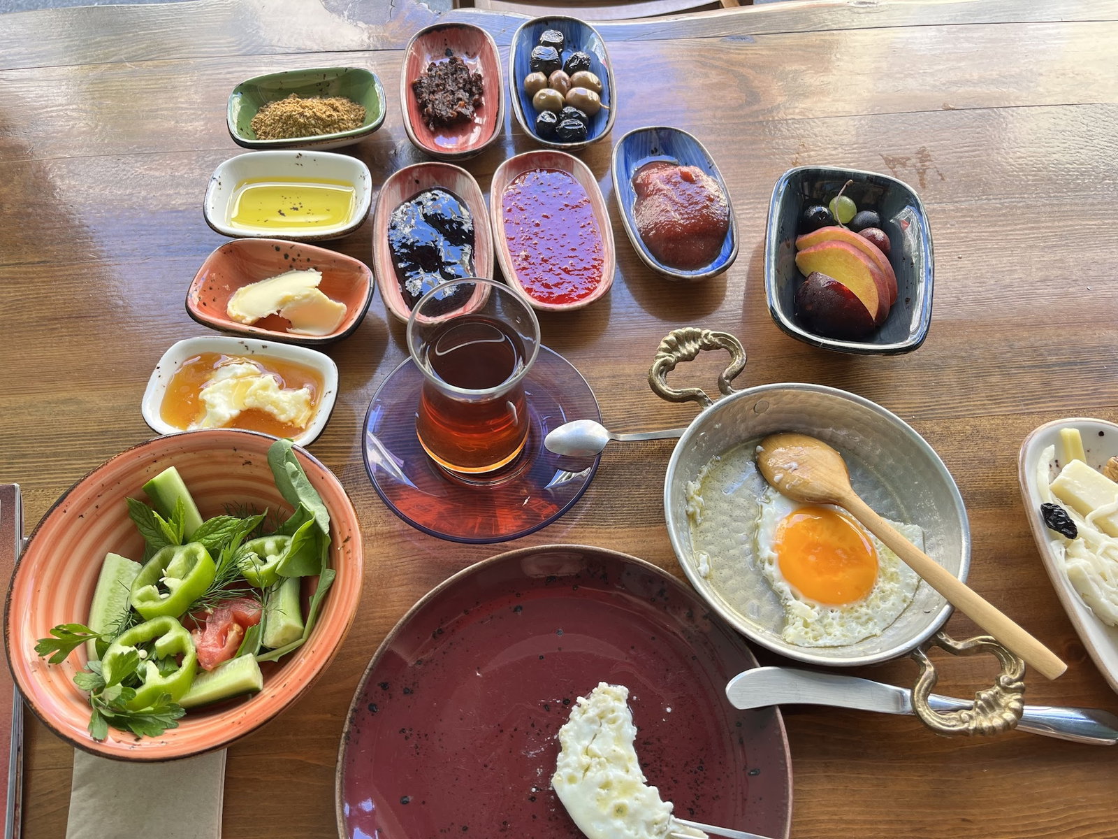 Deniz Nadide Duru Breakfast Moda