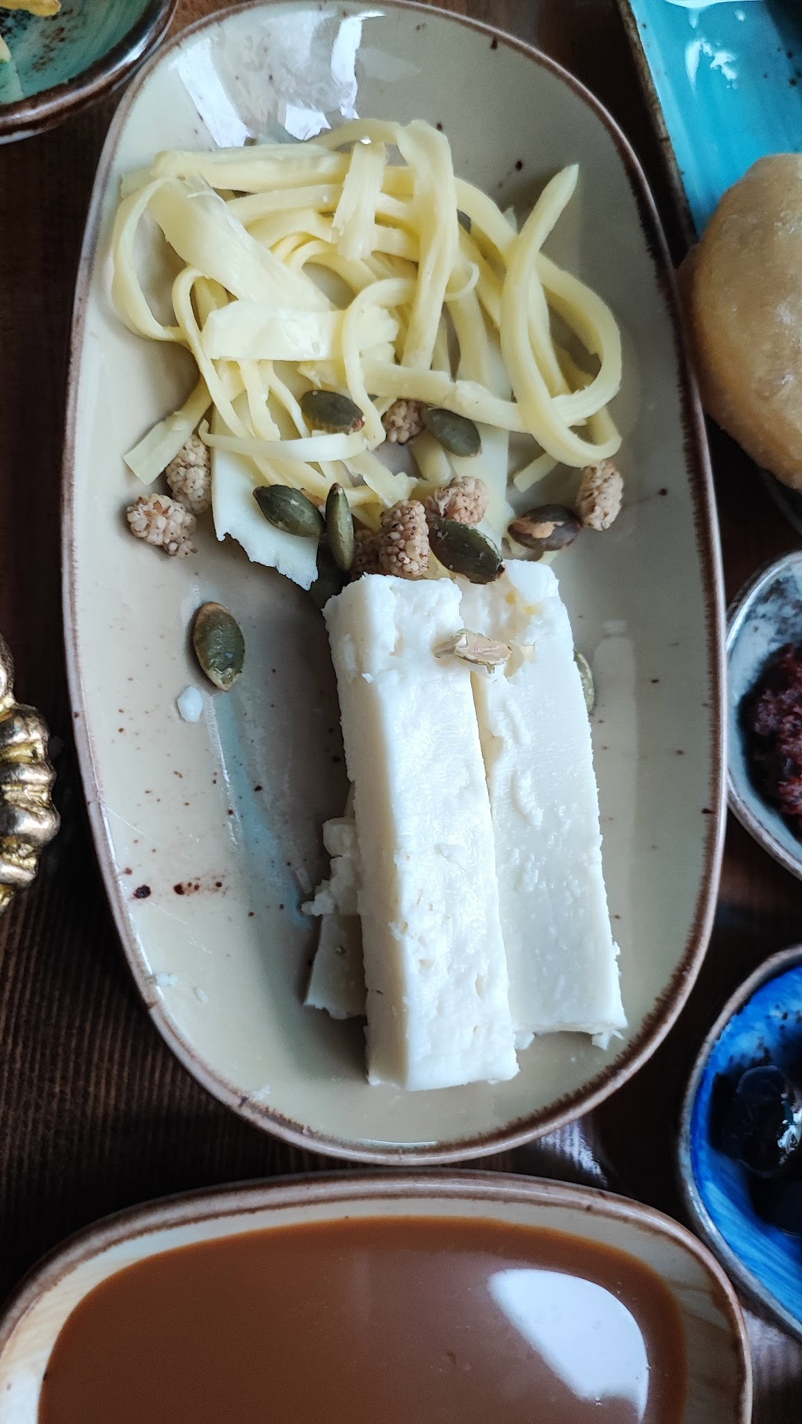 Deniz Nadide Duru Breakfast Moda