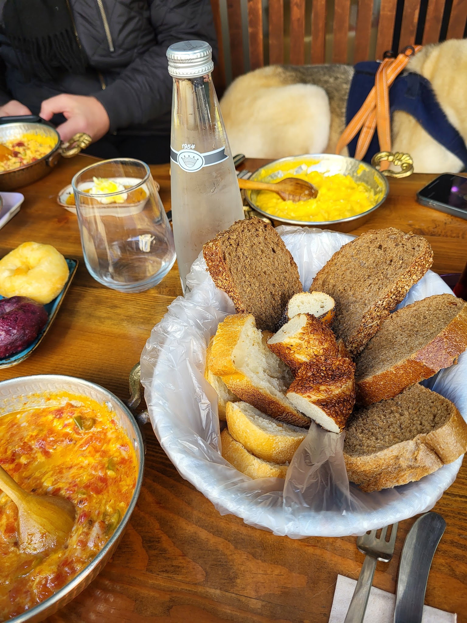 Deniz Nadide Duru Breakfast Moda