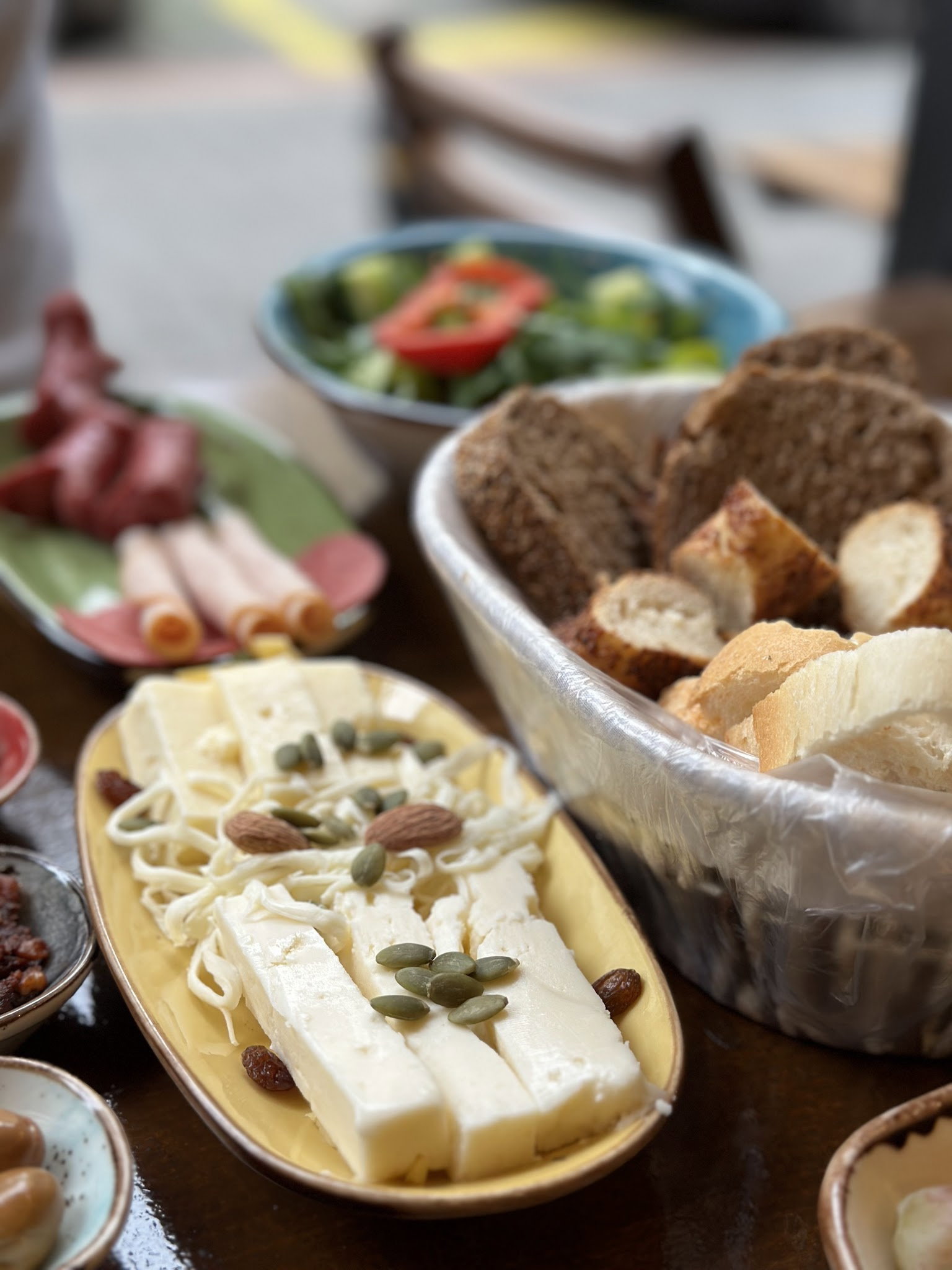 Deniz Nadide Duru Breakfast Moda