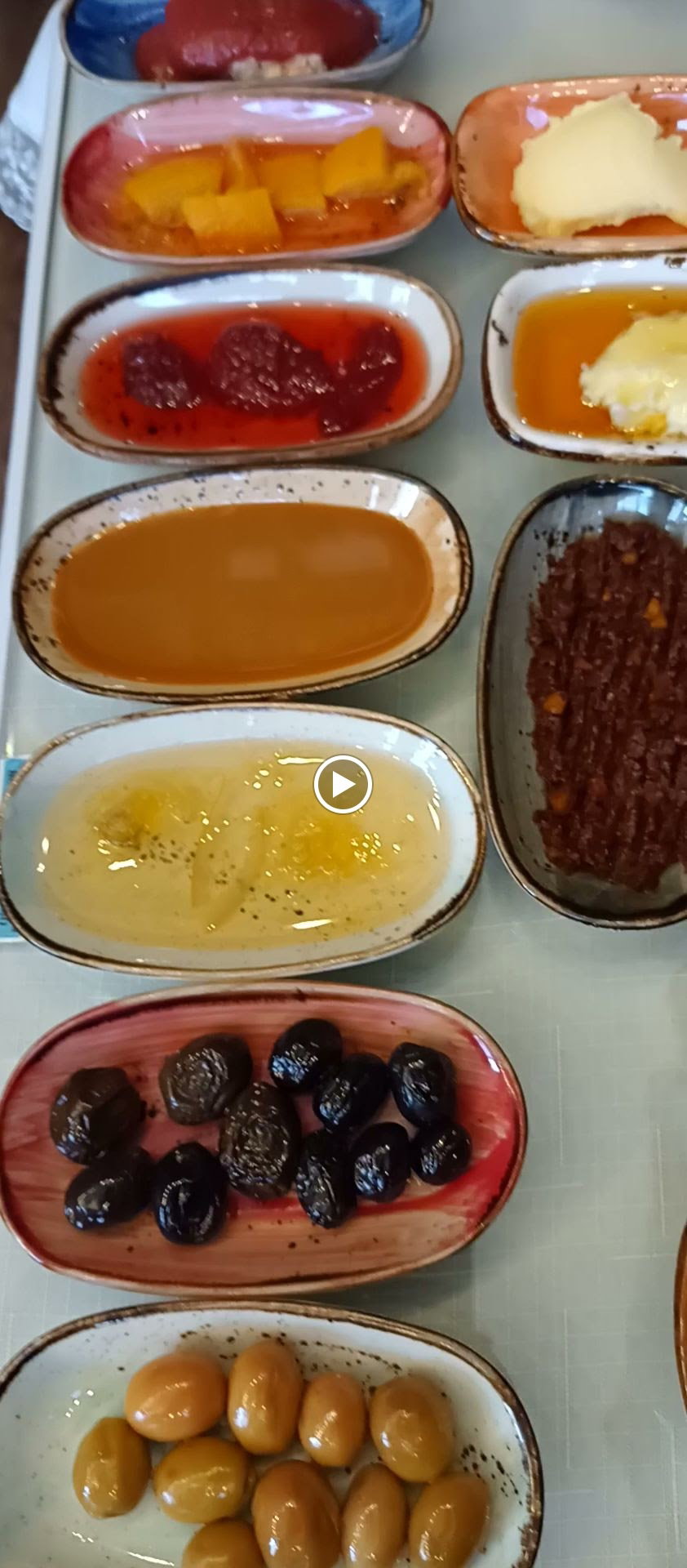 Deniz Nadide Duru Breakfast Moda