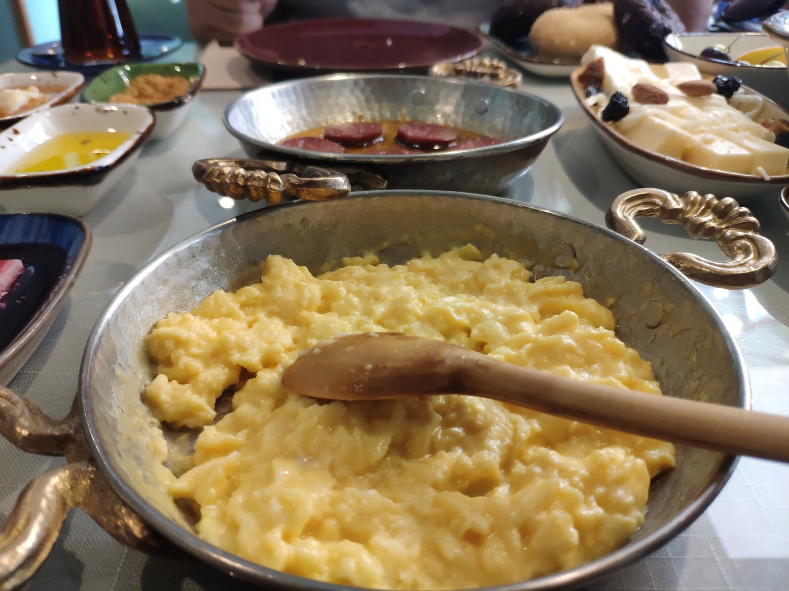 Deniz Nadide Duru Breakfast Moda