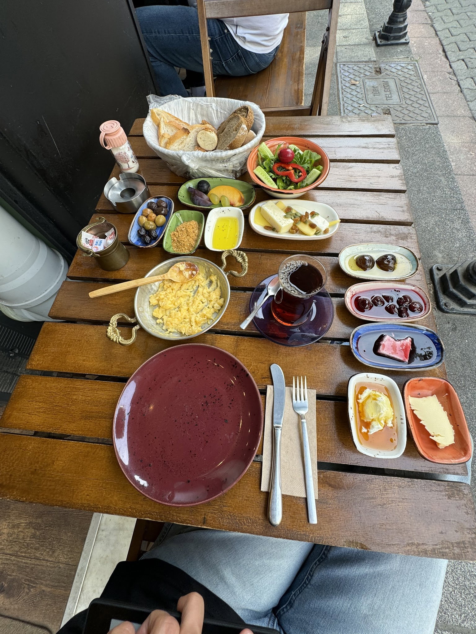 Deniz Nadide Duru Breakfast Moda