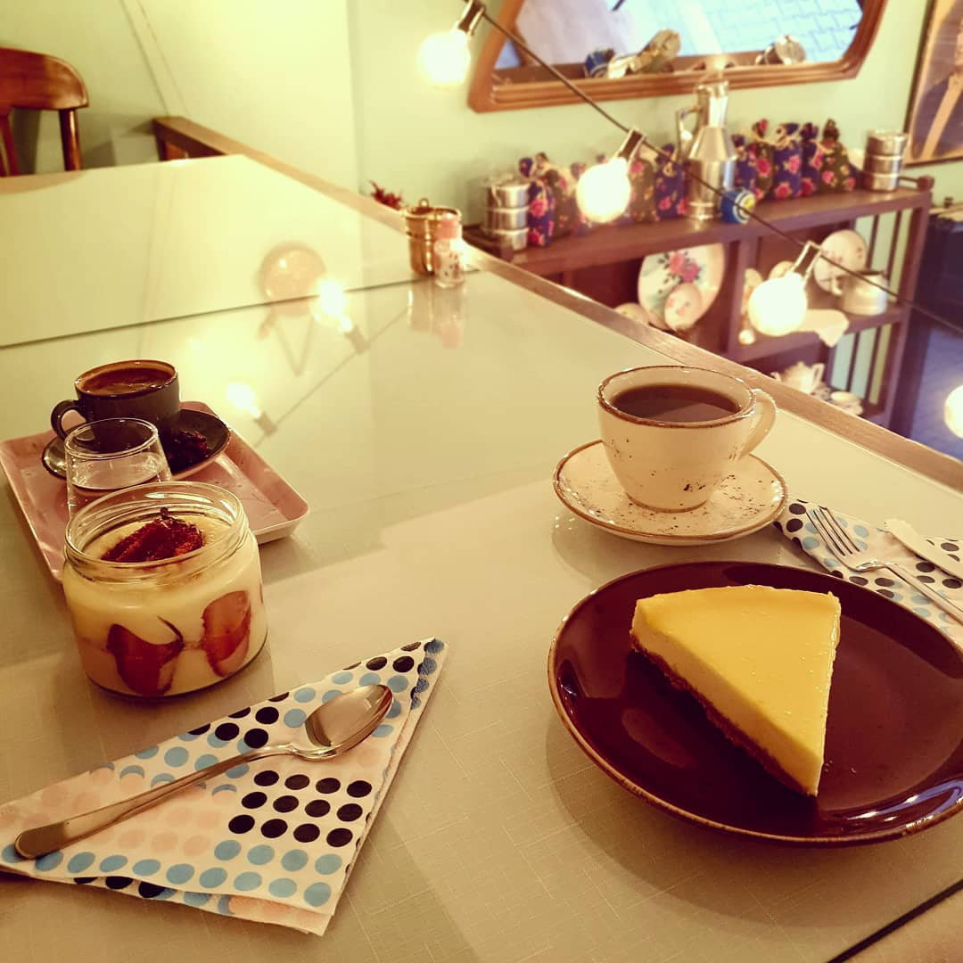 Deniz Nadide Duru Breakfast Moda