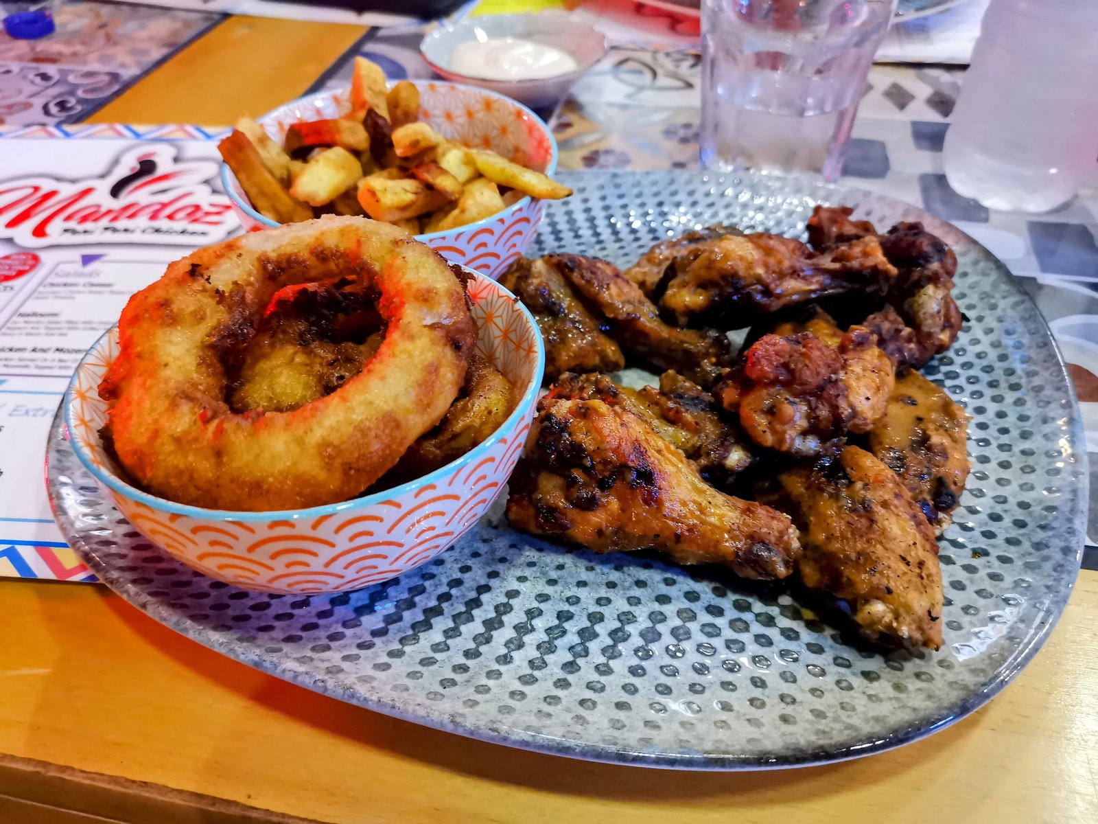 Mandoz Peri Peri Chicken Restaurant And Bar