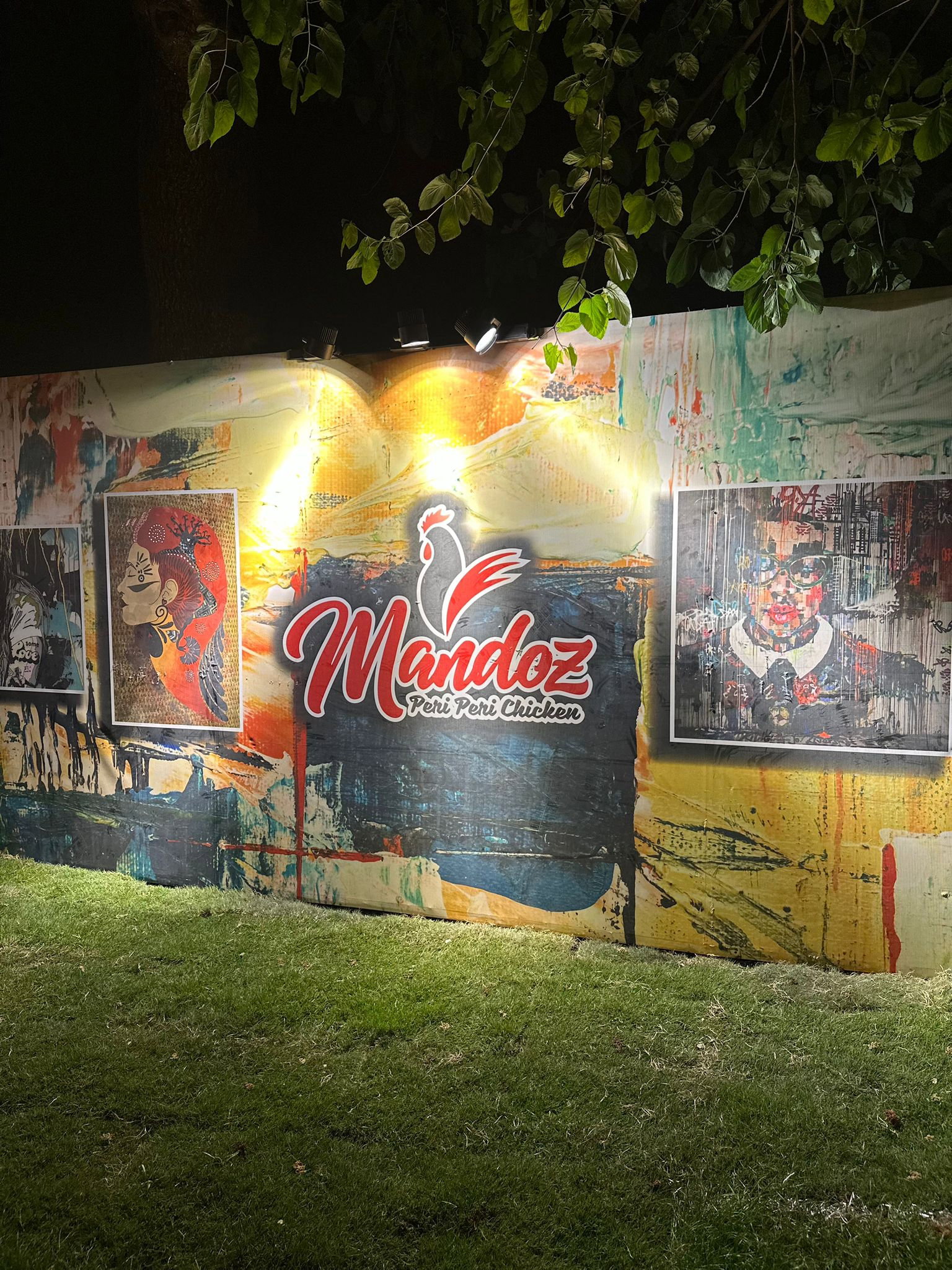Mandoz Peri Peri Chicken Restaurant And Bar