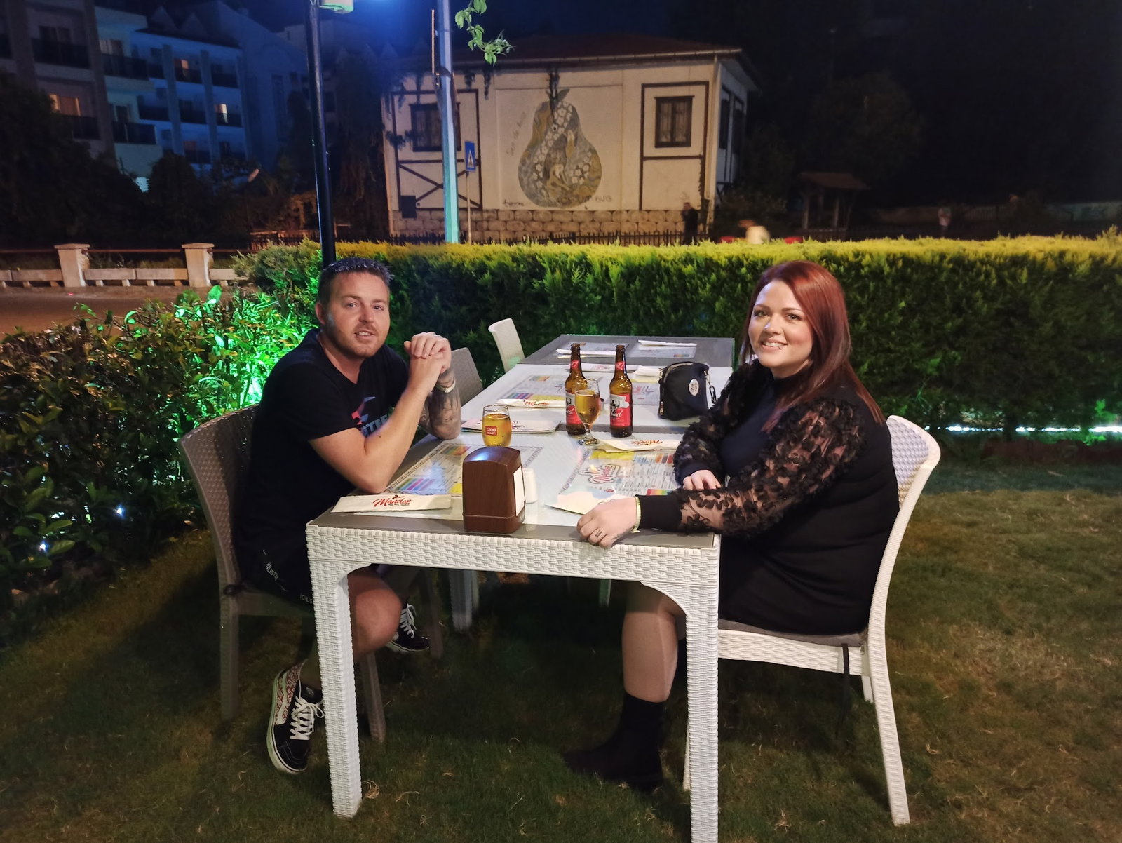 Mandoz Peri Peri Chicken Restaurant And Bar