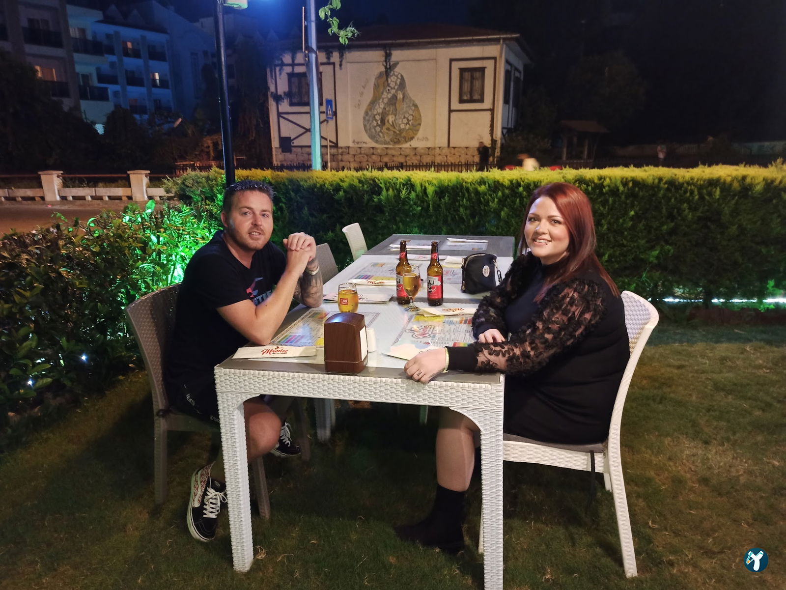 Mandoz Peri Peri Chicken Restaurant And Bar