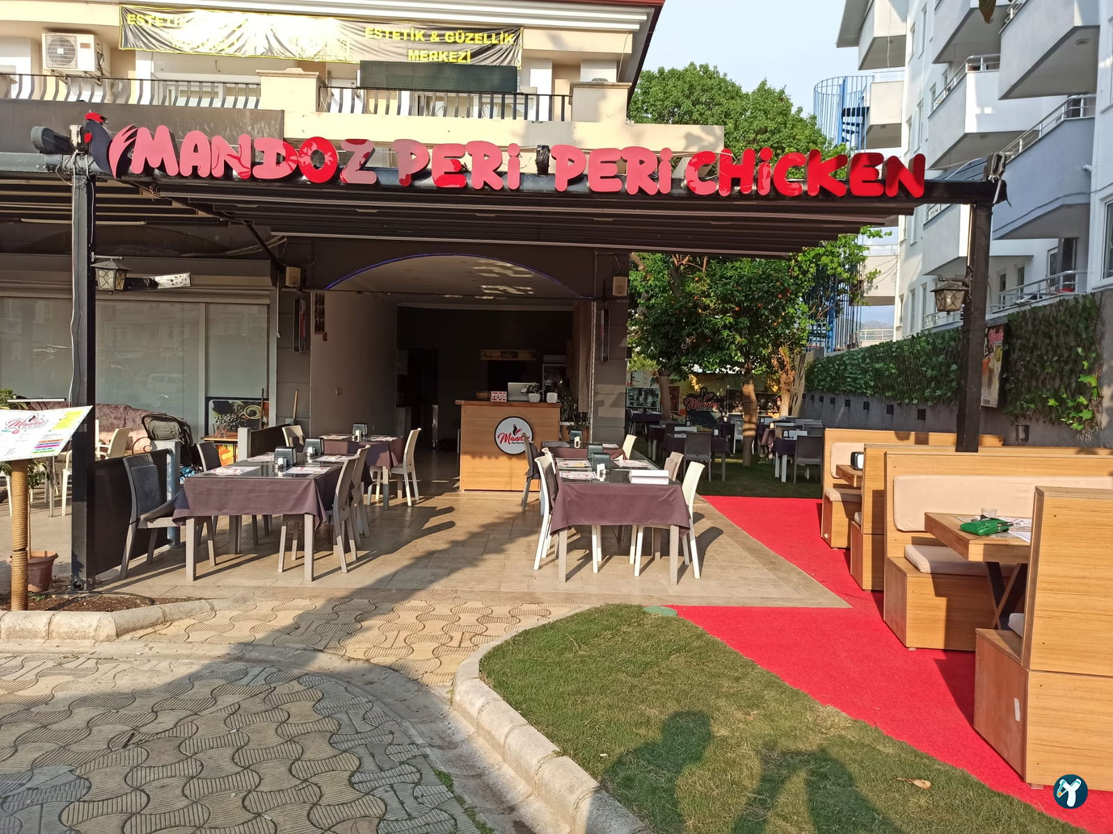 Mandoz Peri Peri Chicken Restaurant And Bar