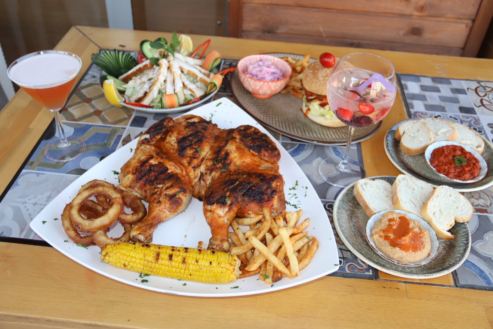 Mandoz Peri Peri Chicken Restaurant And Bar