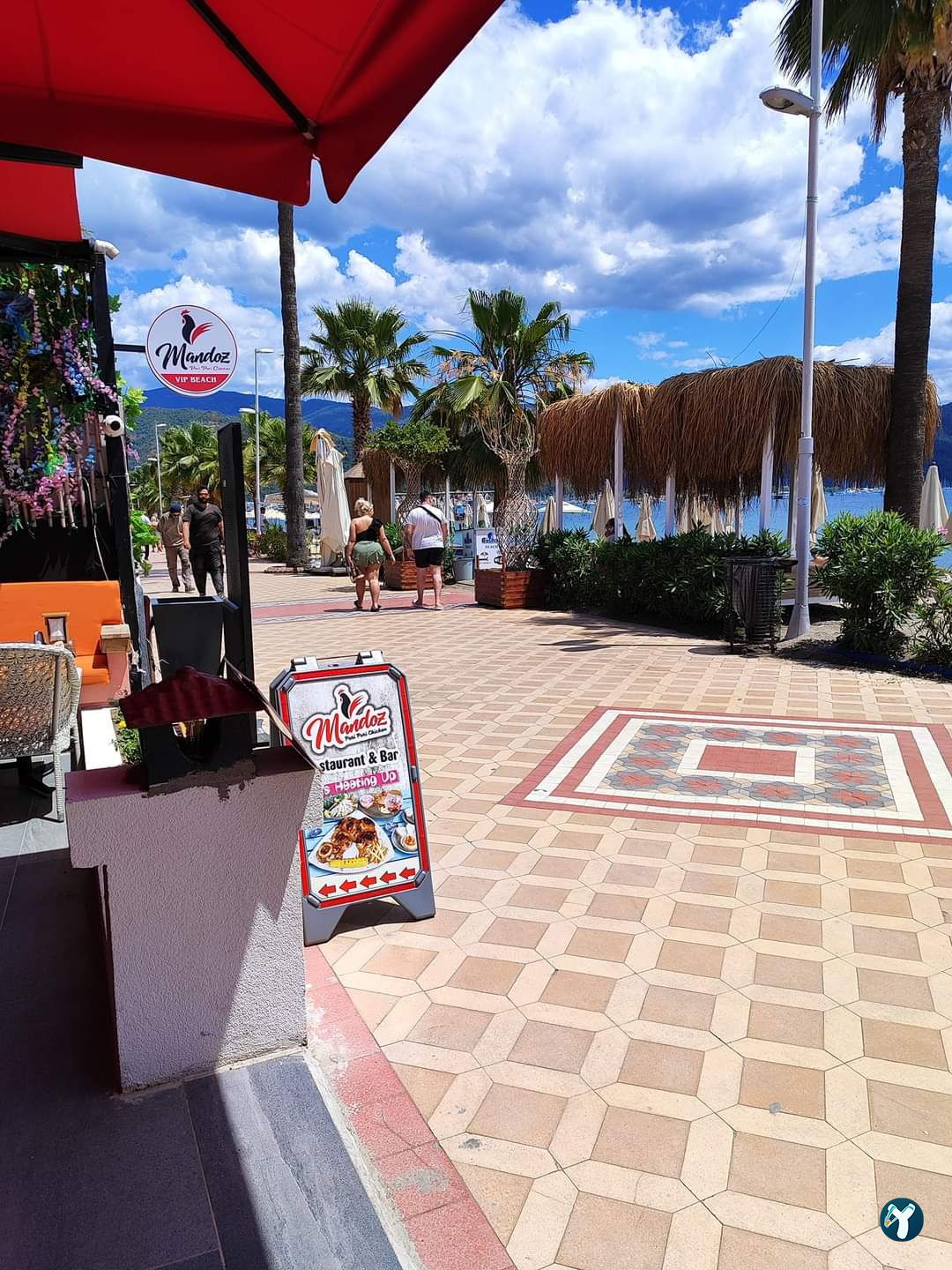 Mandoz Peri Peri Chicken Restaurant And Bar