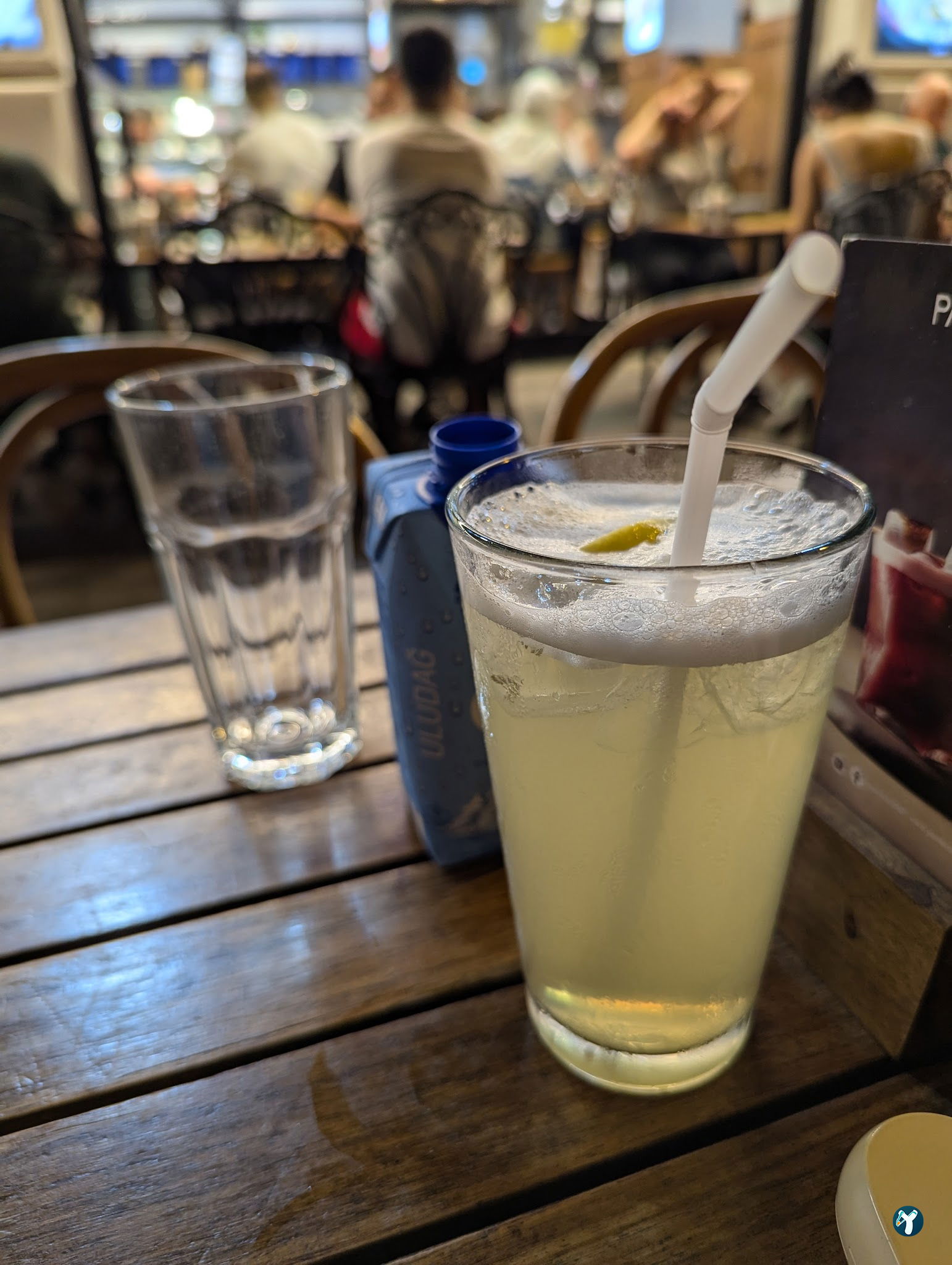 Parole Cafe | Restaurant
