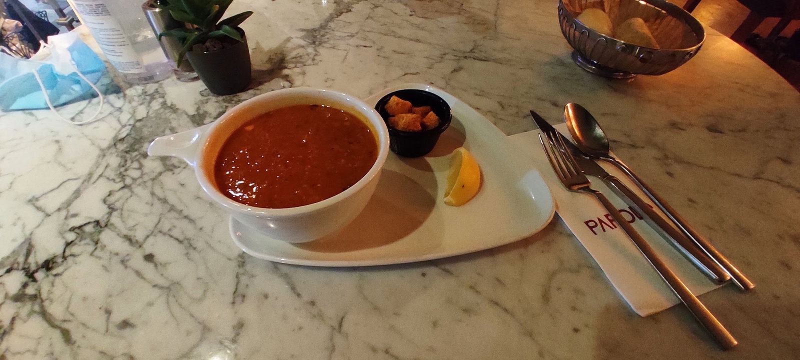 Parole Cafe | Restaurant