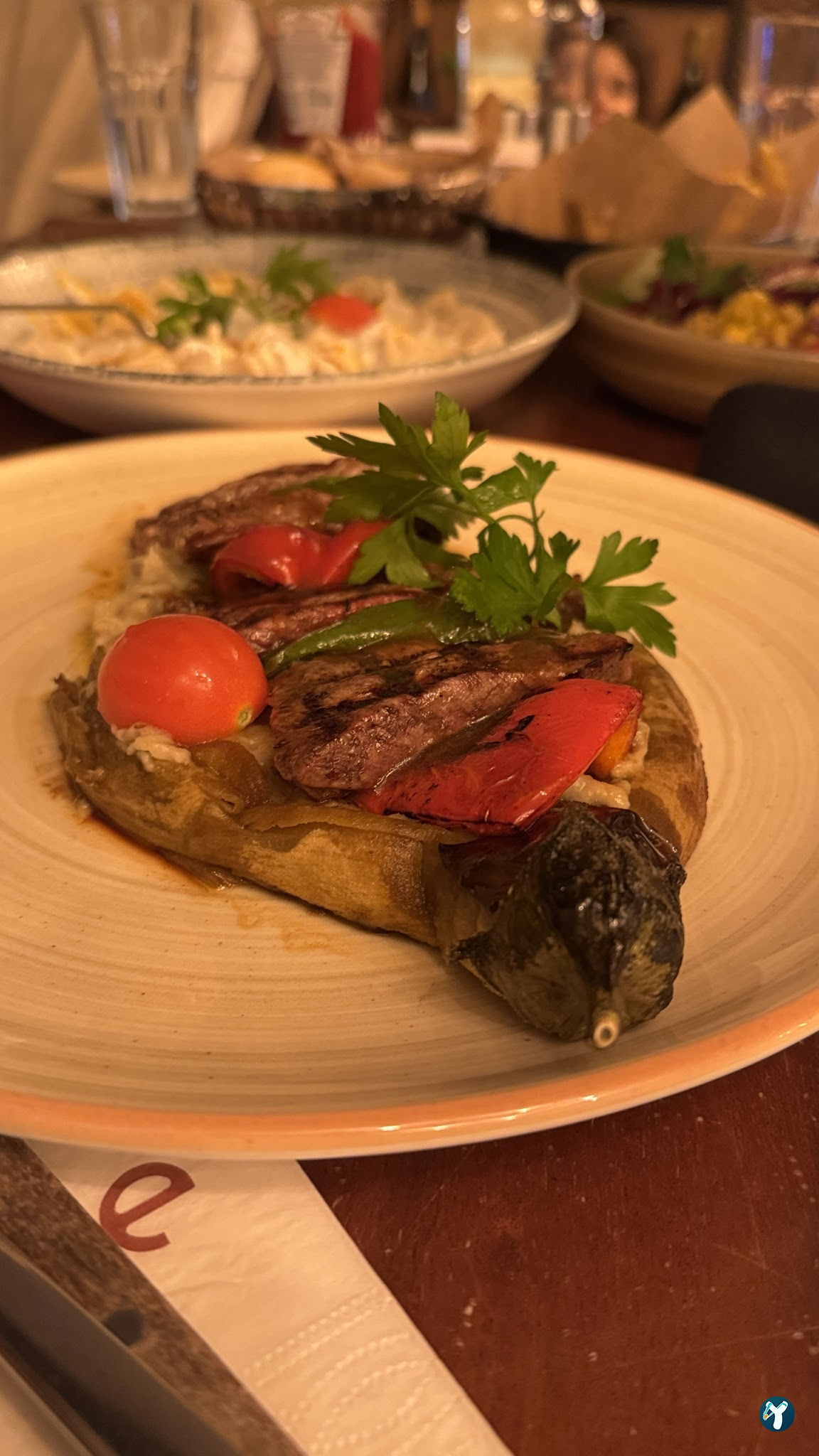 Parole Cafe | Restaurant