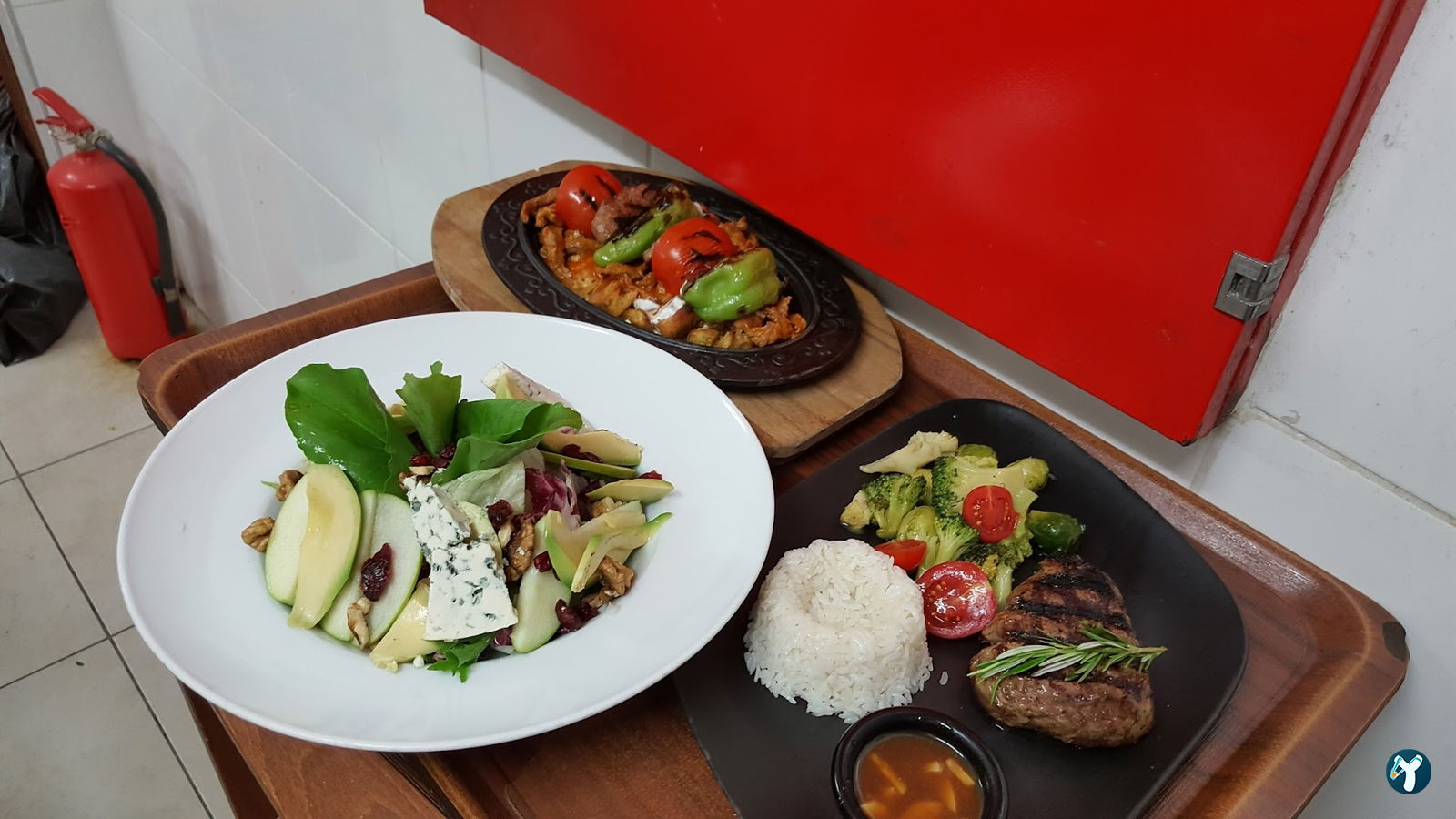 Parole Cafe | Restaurant