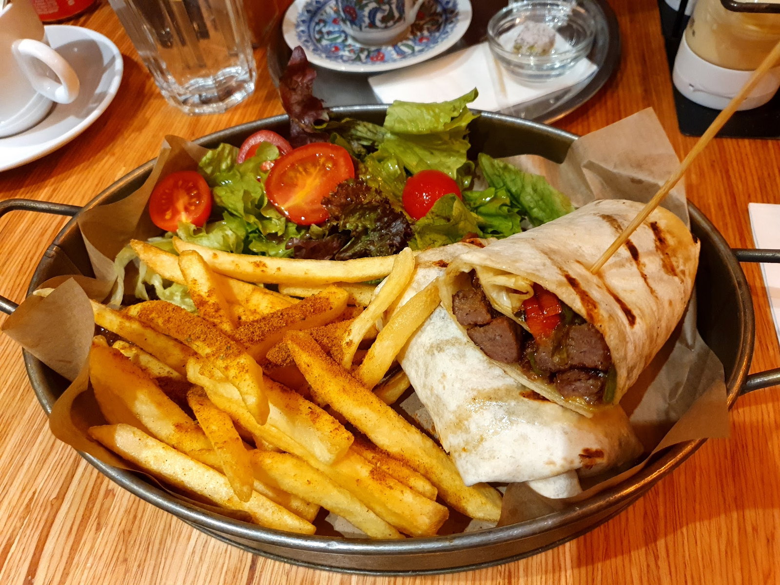 Parole Cafe | Restaurant