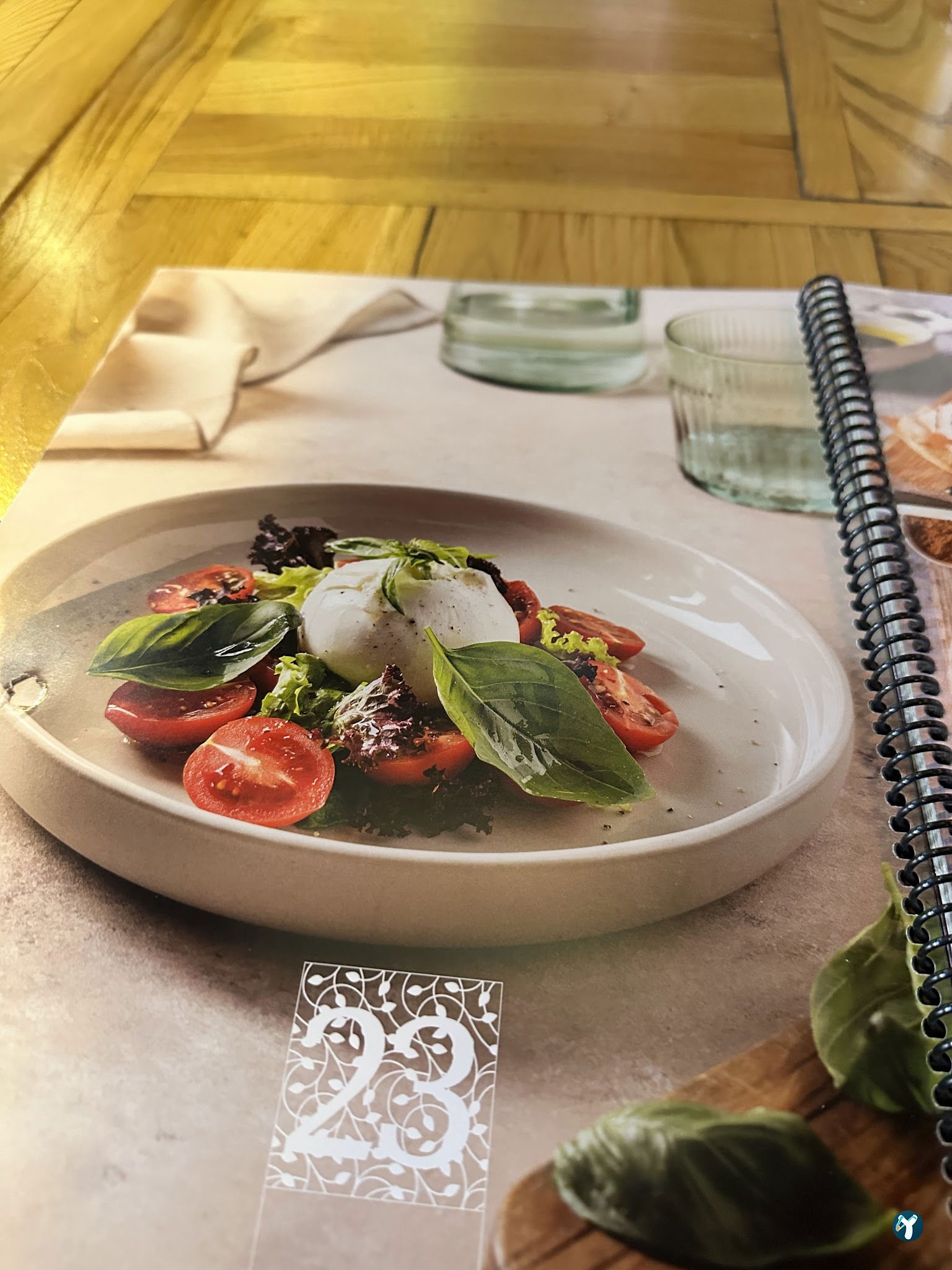 Parole Cafe | Restaurant