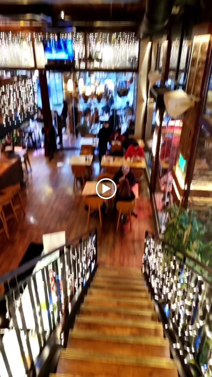 Parole Cafe | Restaurant