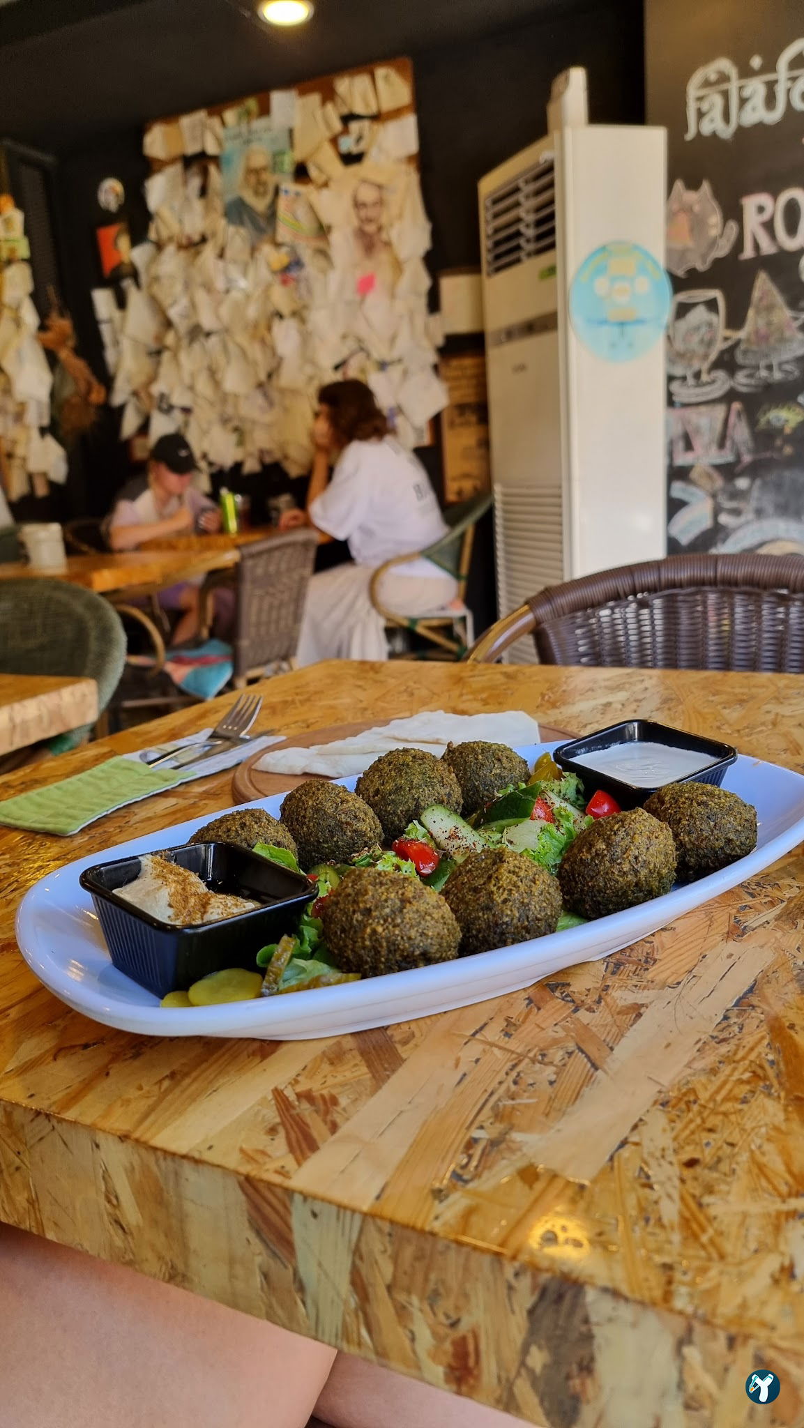 Rokka Pizza Falafel