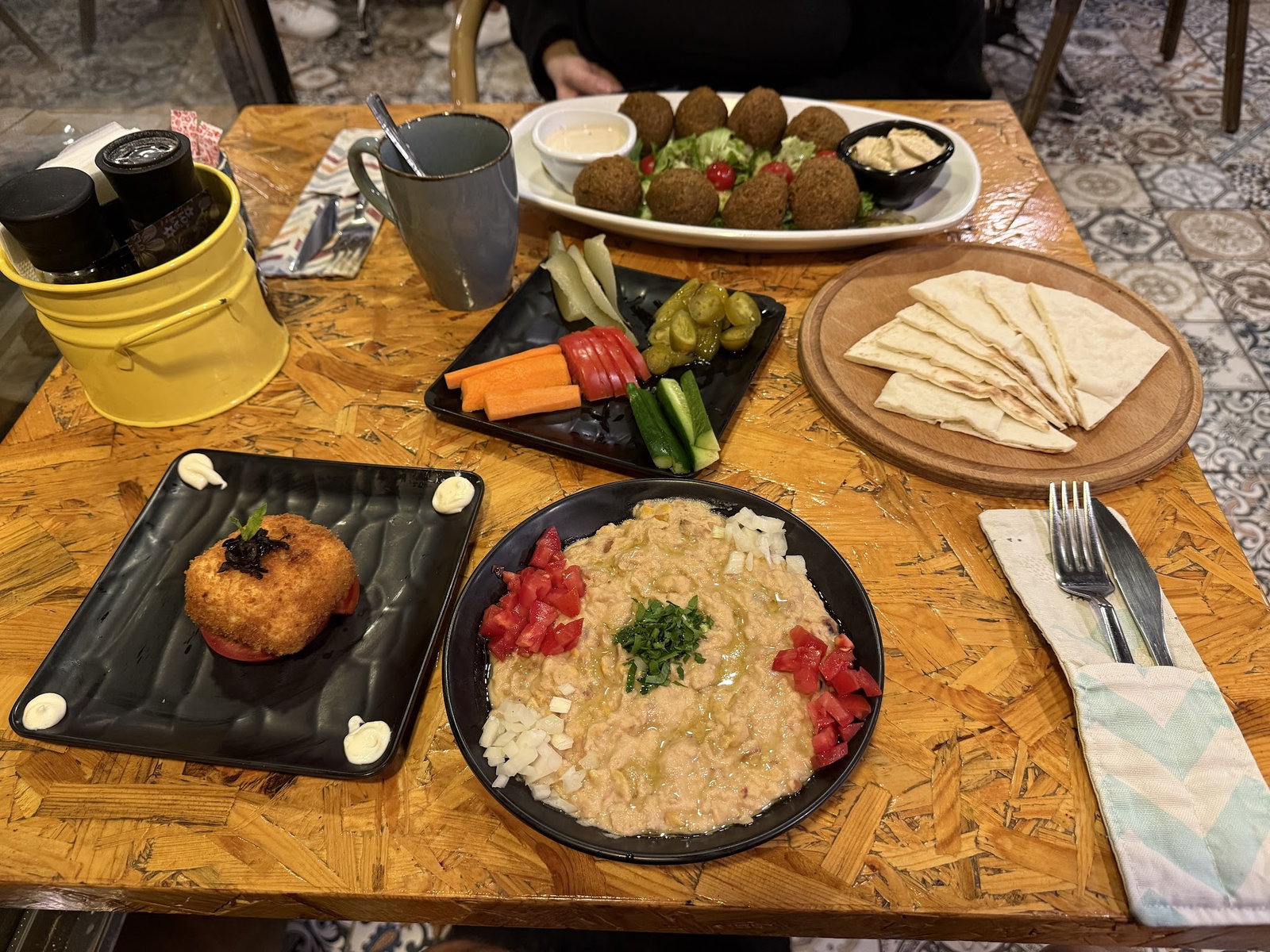 Rokka Pizza Falafel