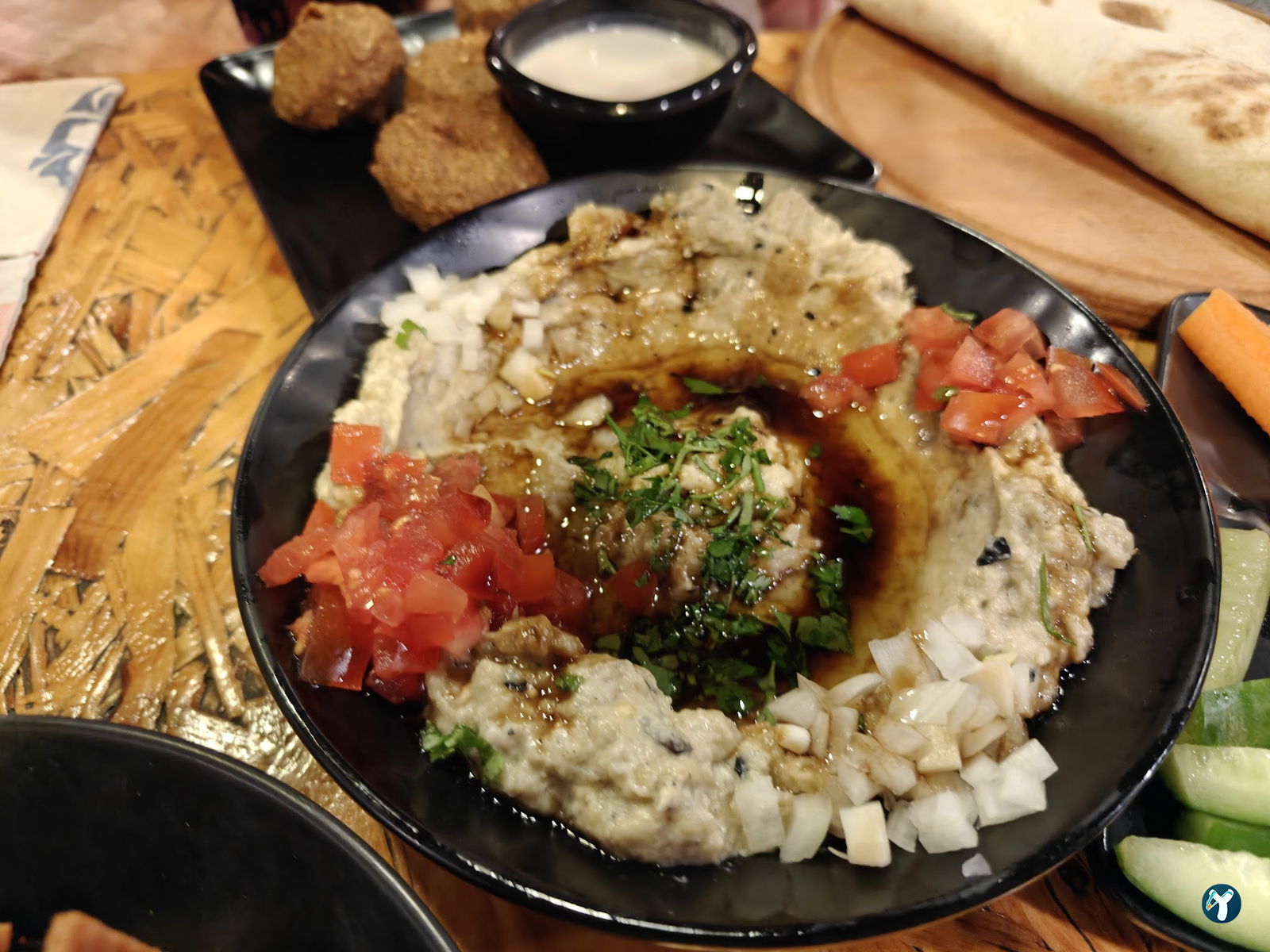 Rokka Pizza Falafel